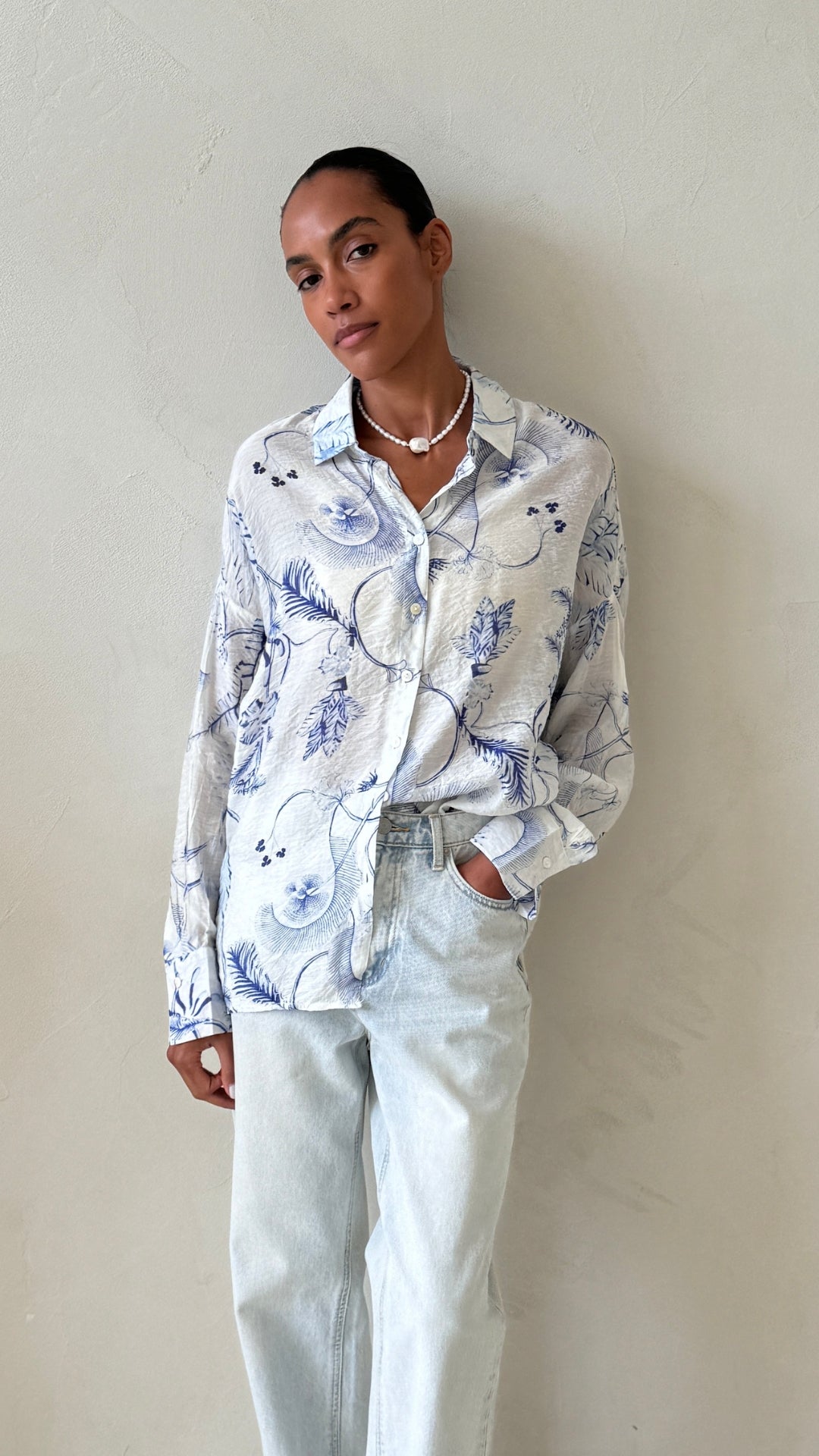 Charli – Maxine shirt in blue model standing