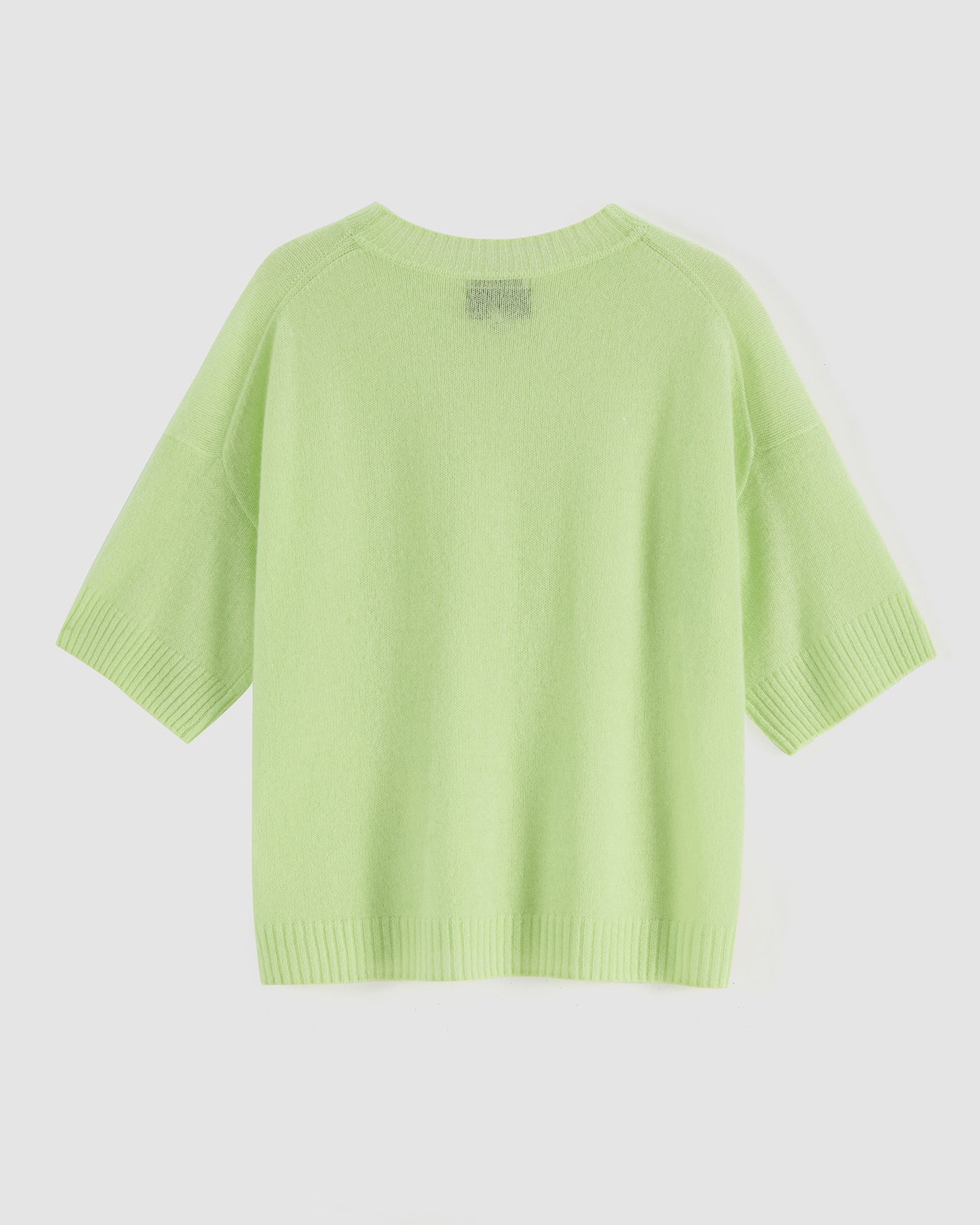 N.2273 Cashmere Featherweight Top – Pistachio