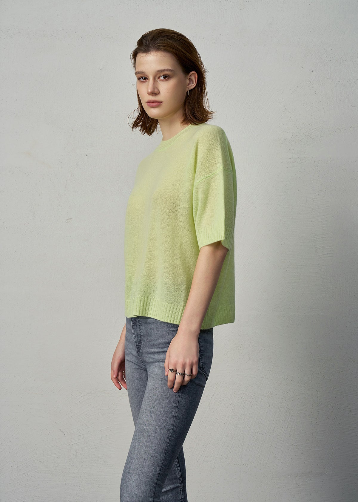 Aleger Cashmere Cashmere Featherweight Top in Pistachio