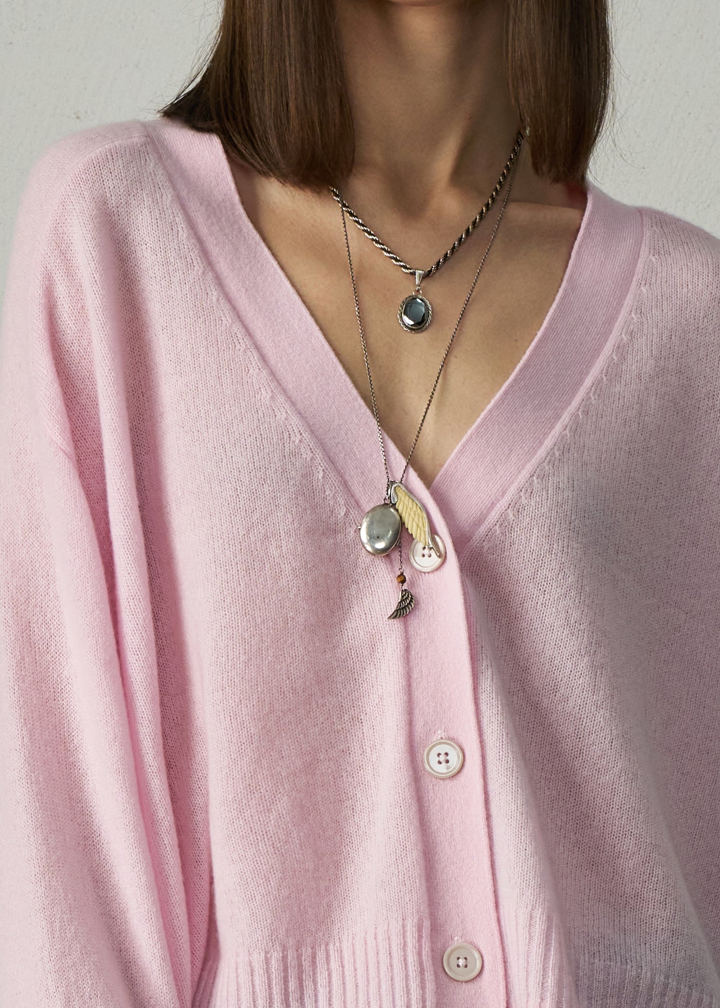 N.2275 Cashmere Featherweight Cardi – Pearl Pink