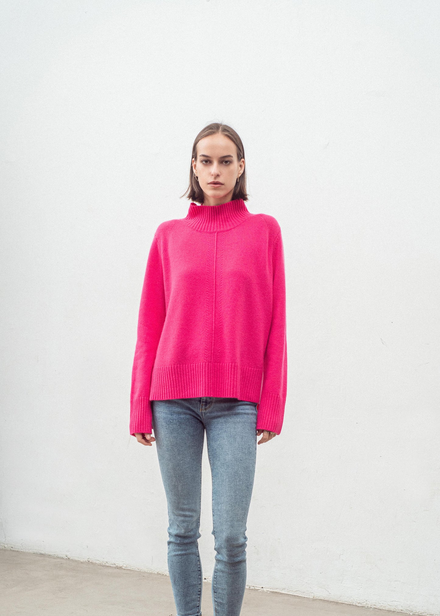 Aleger Cashmere blend jumper in hot pink model shot