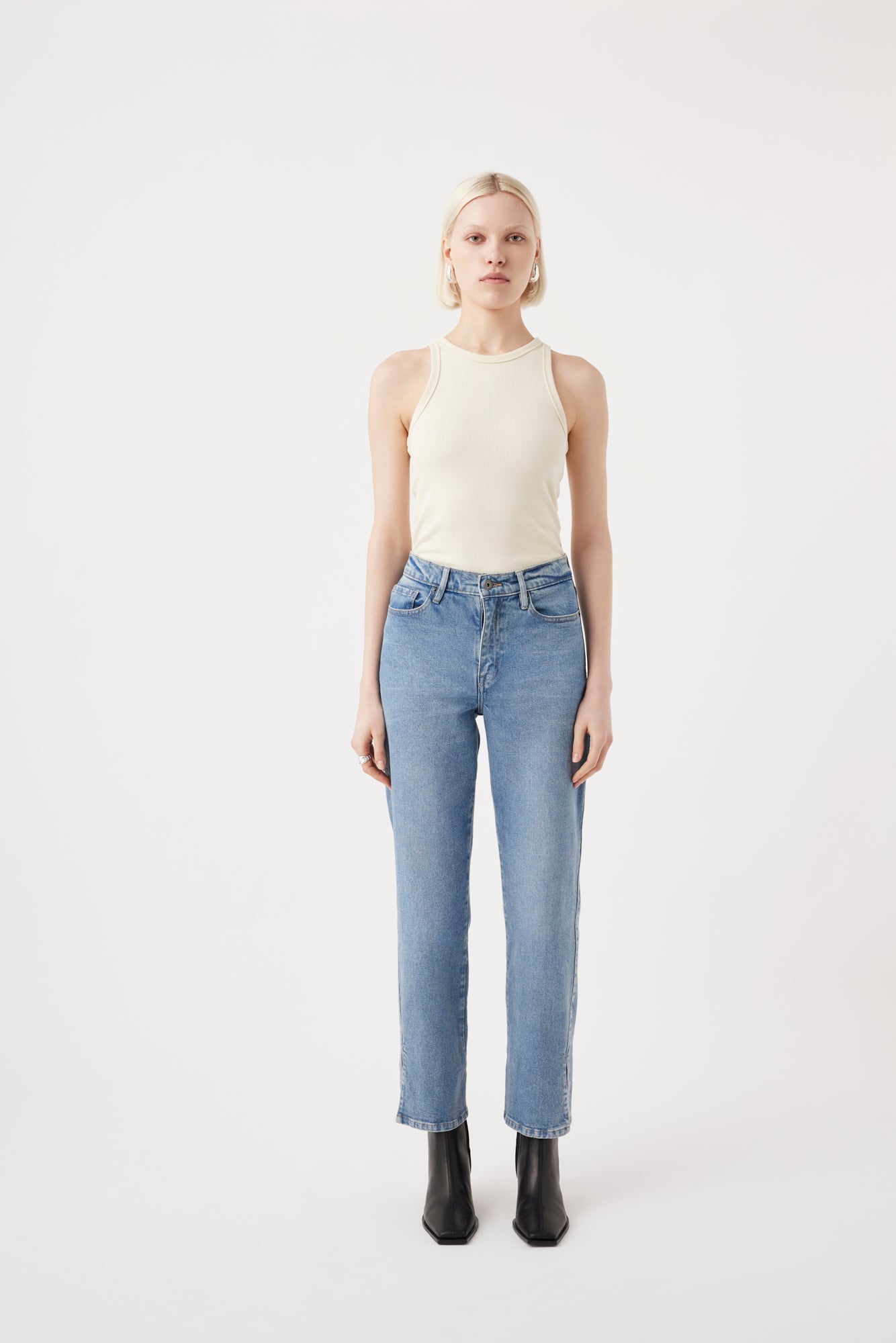 Outland Denim Zoe high split jeans in unity