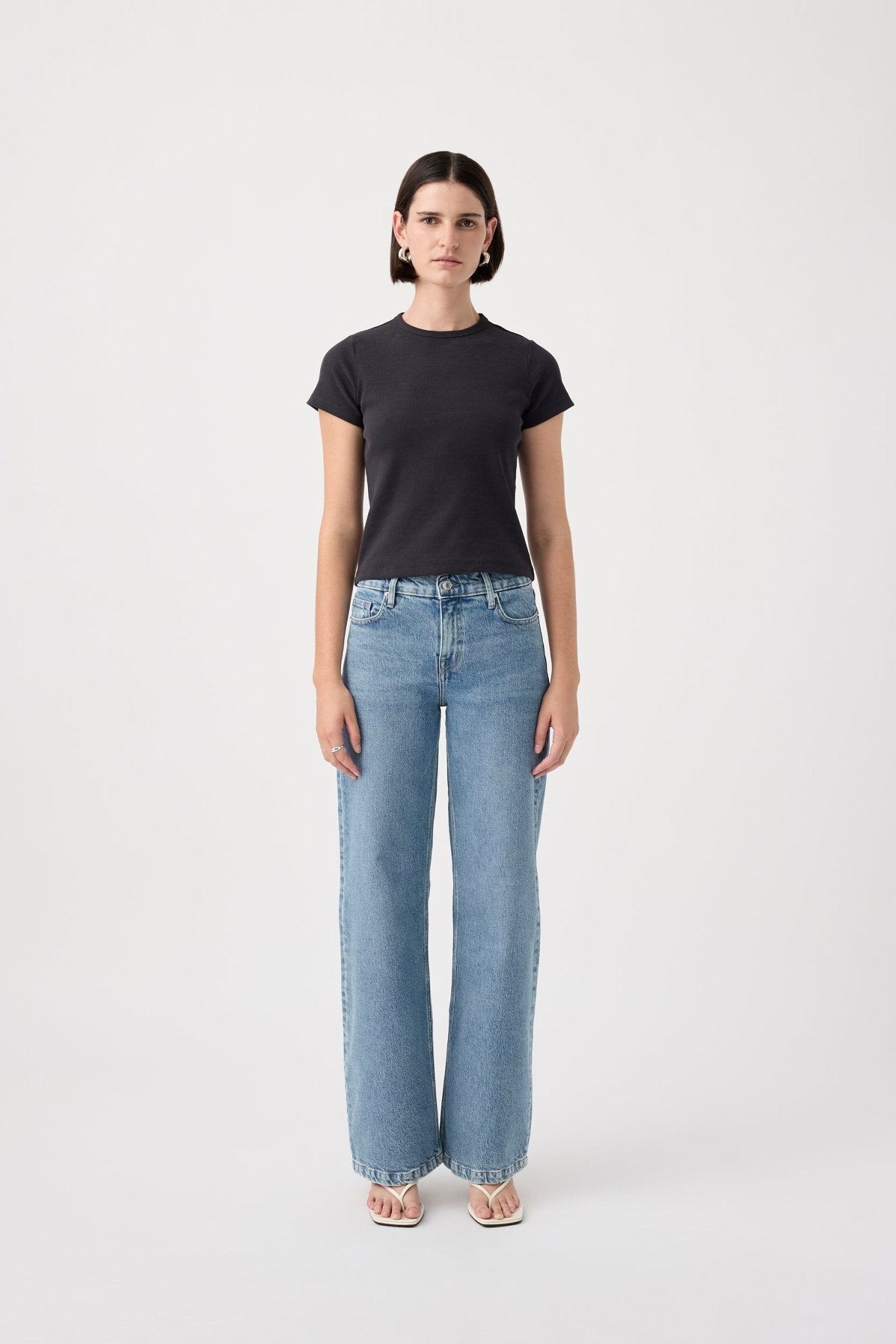 Outland denim Mia mid wide leg cadence blue