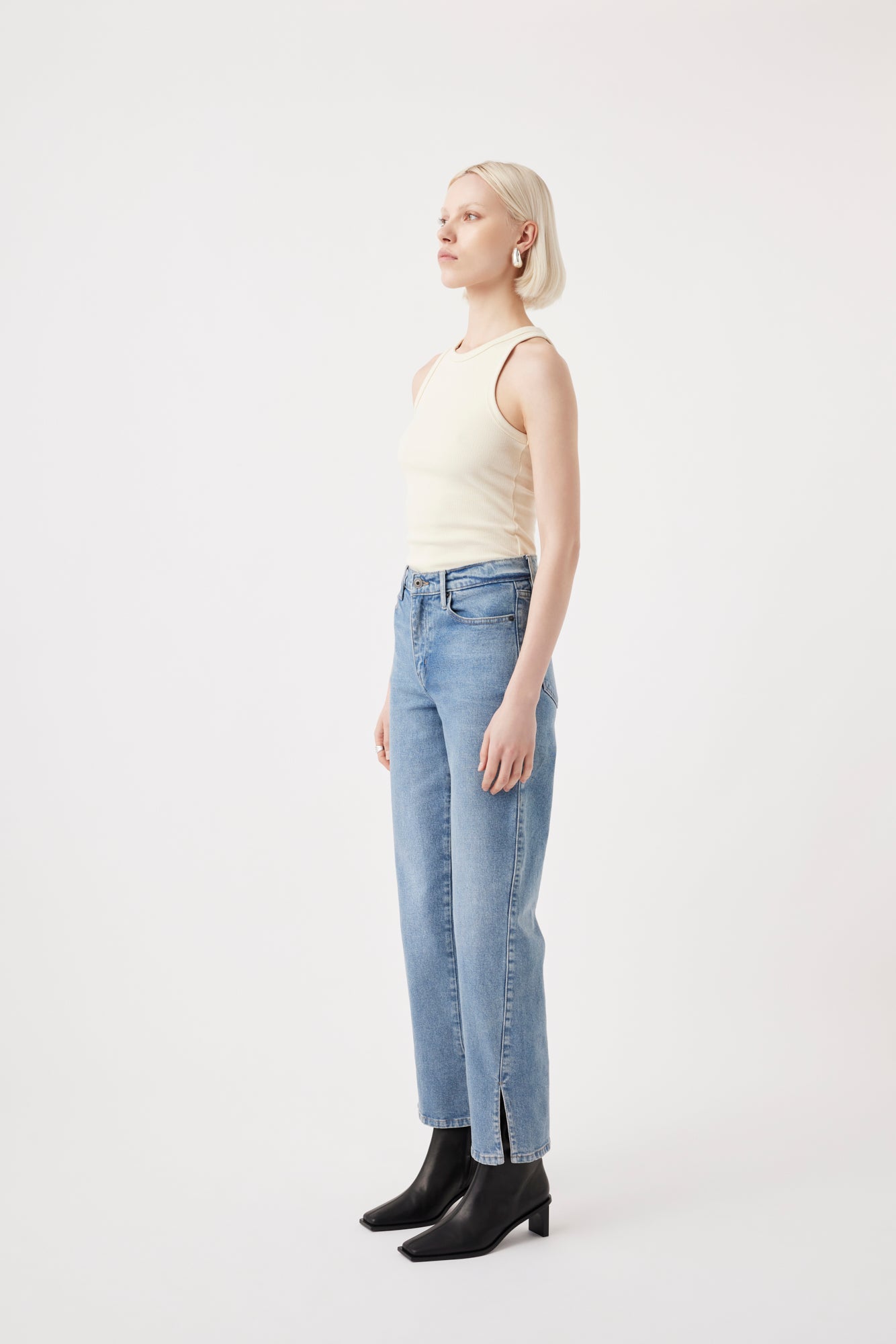 Outland Denim Zoe high split jeans in unity side