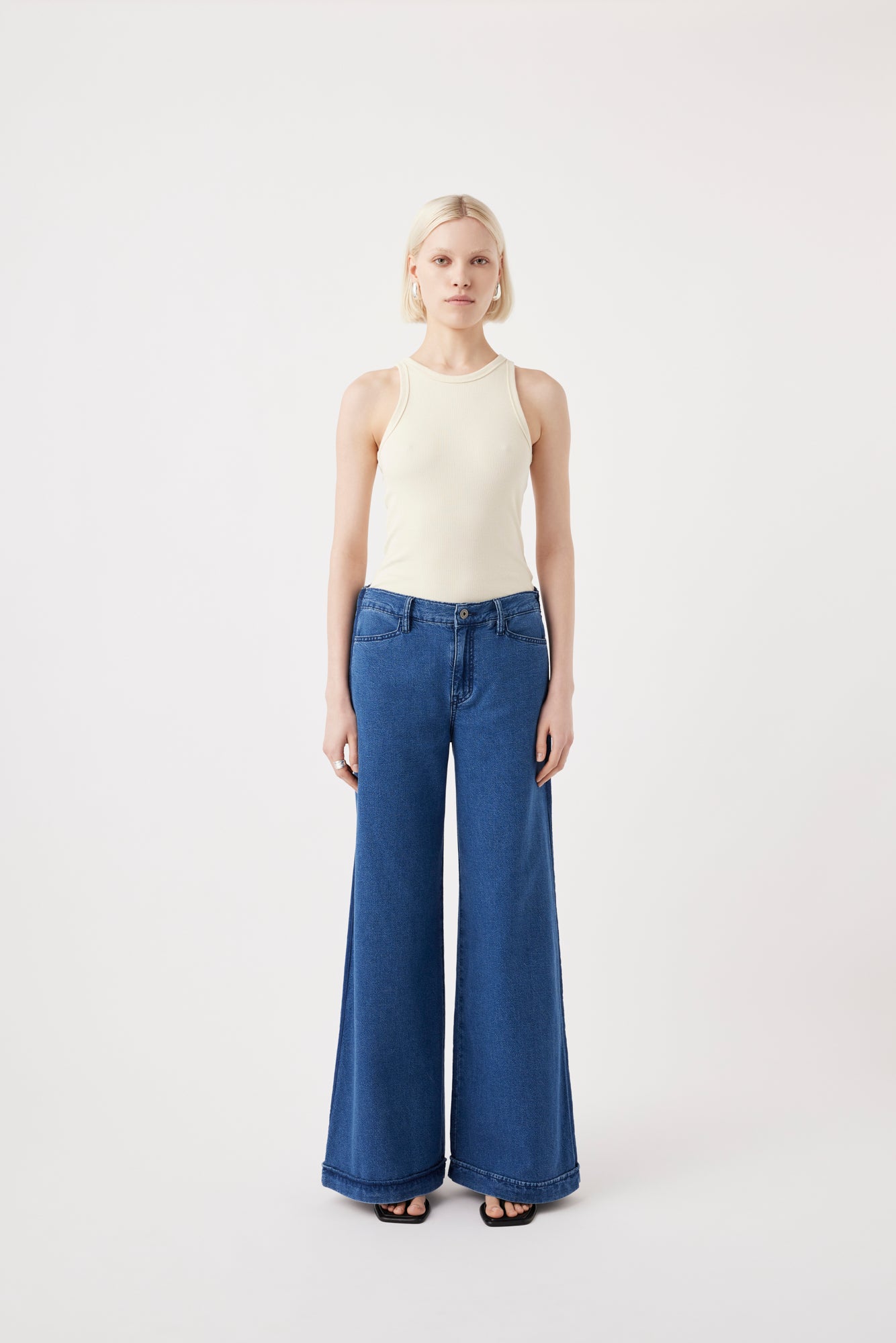 Outland denim Leigh pants image 2