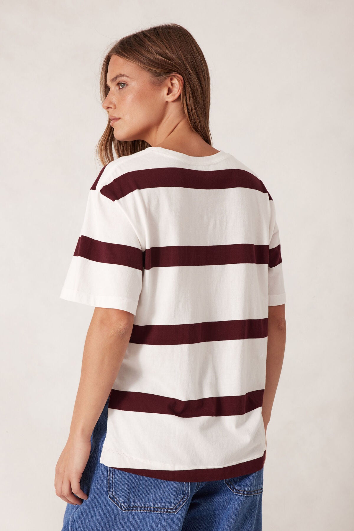 Stevie Slouchy Tee – vanilla/burgundy stripe