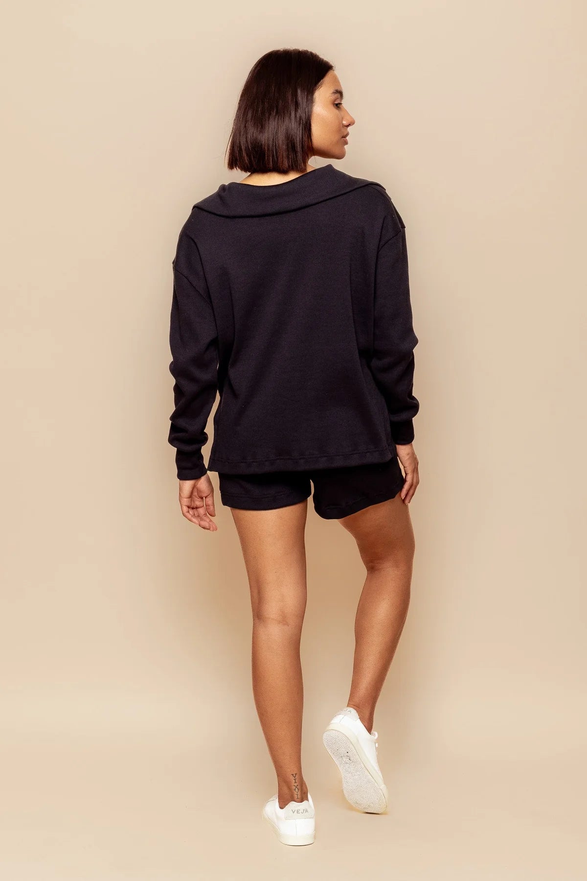 Time Out Top – Black
