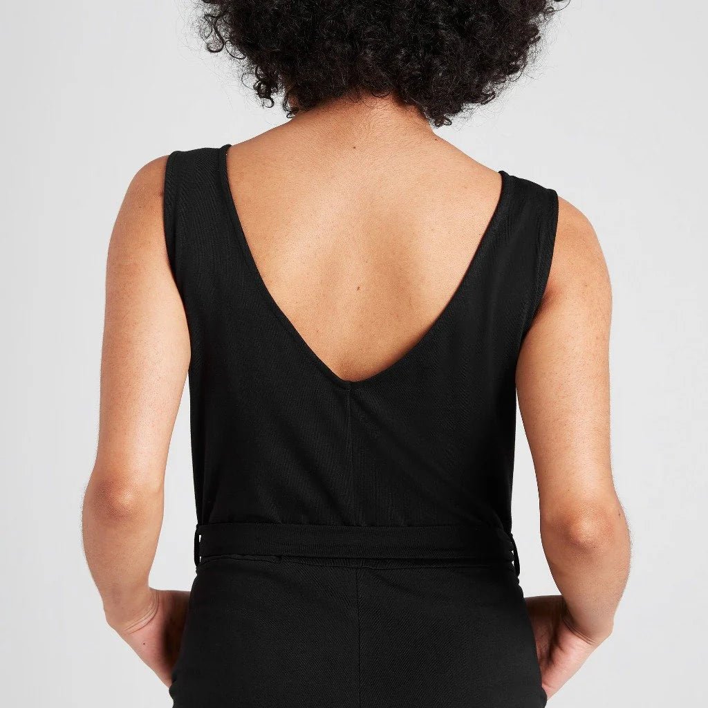 Dorsu everyday jumpsuit in black close up back view