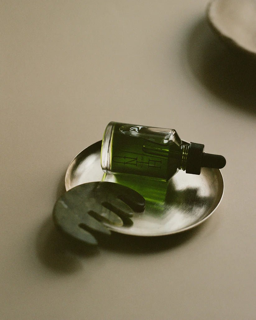 Jade scalp stimulator on tray
