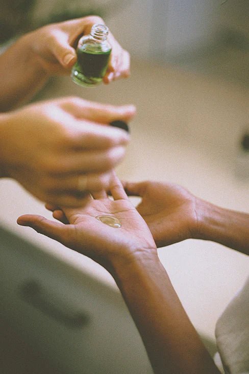 Hinu hair oil on hand