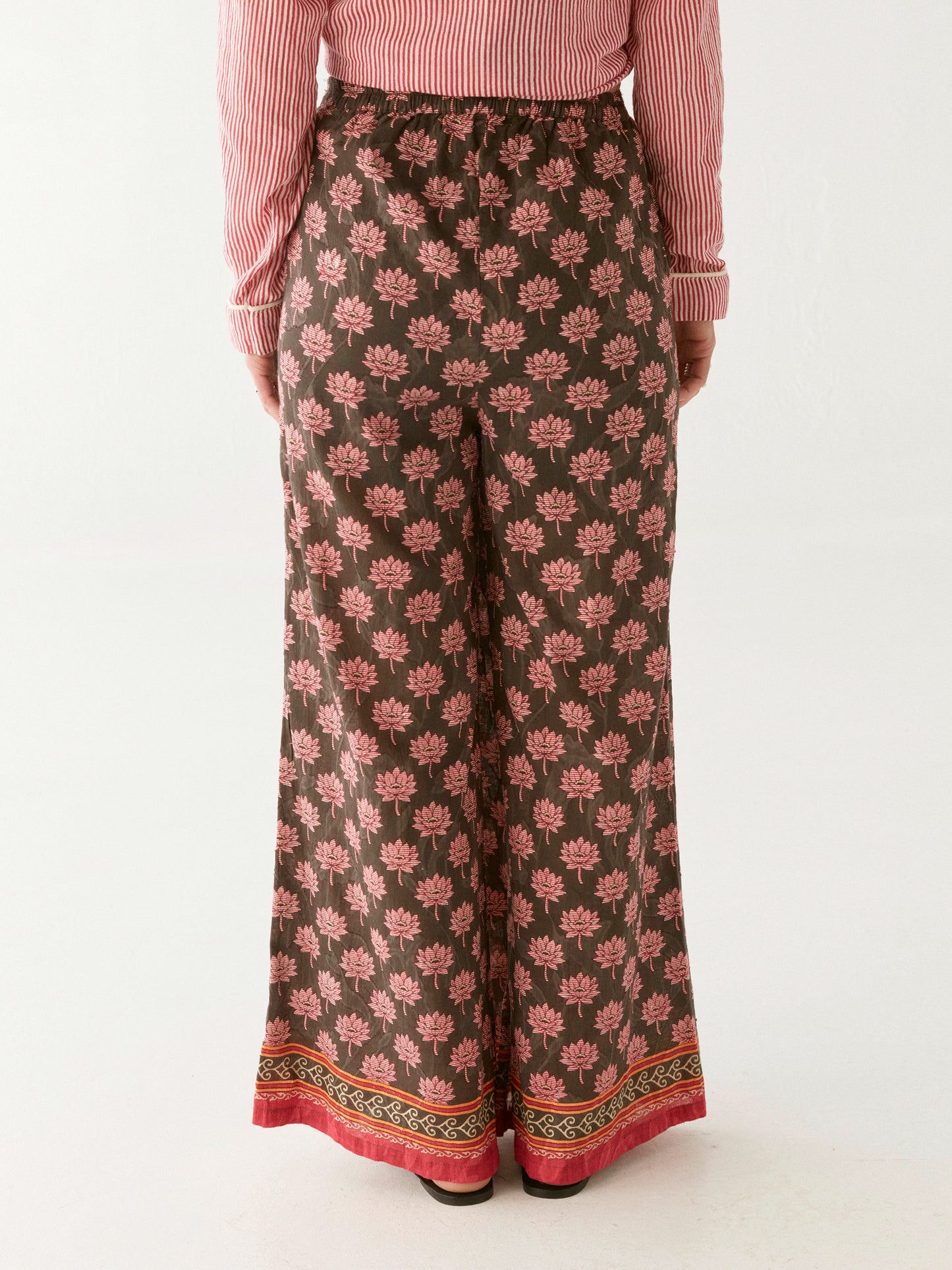 Hugo Pant – Lotus Mondrian