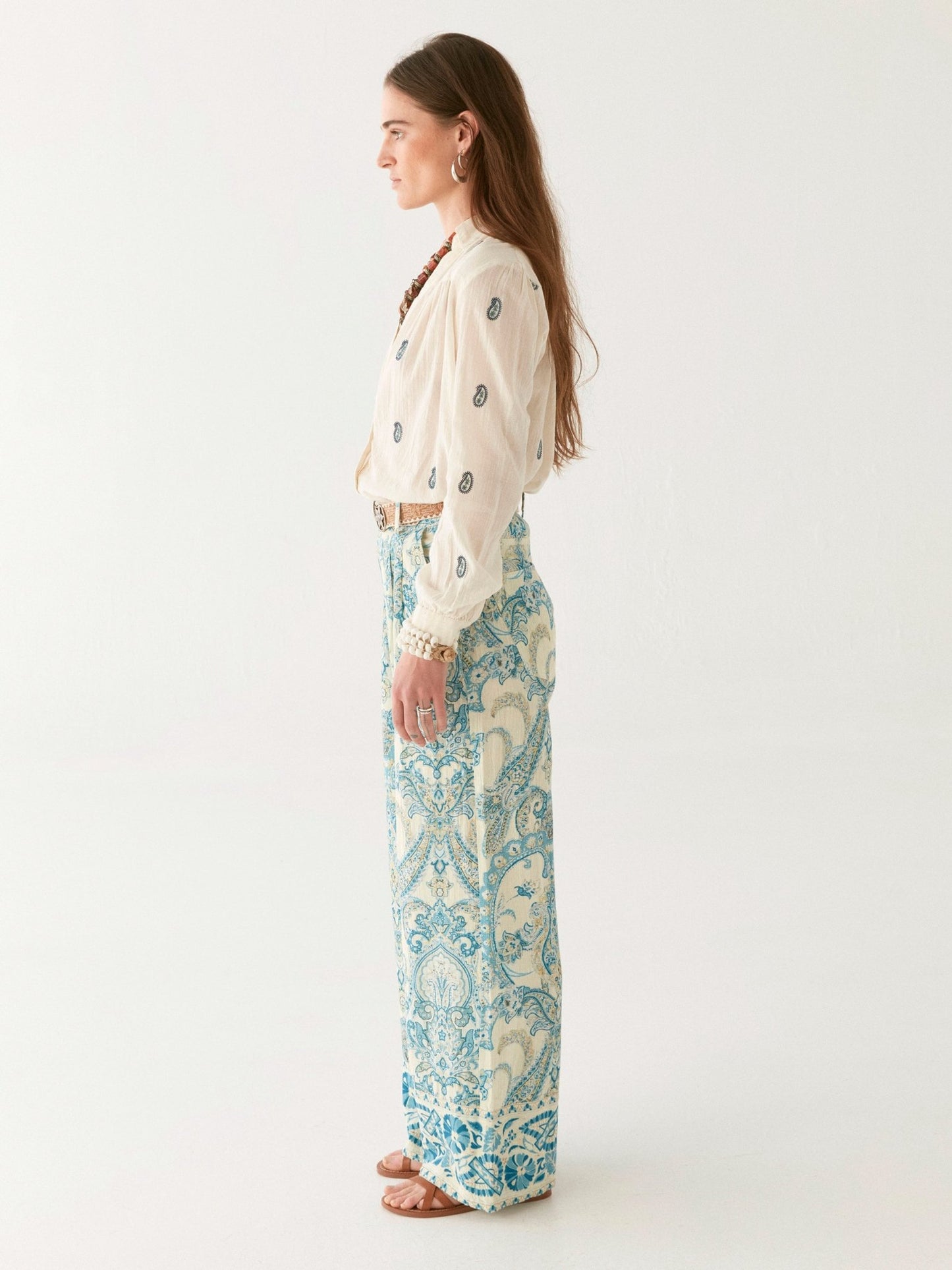 Maison Hotel Dylan Blouse in ivory side on full length