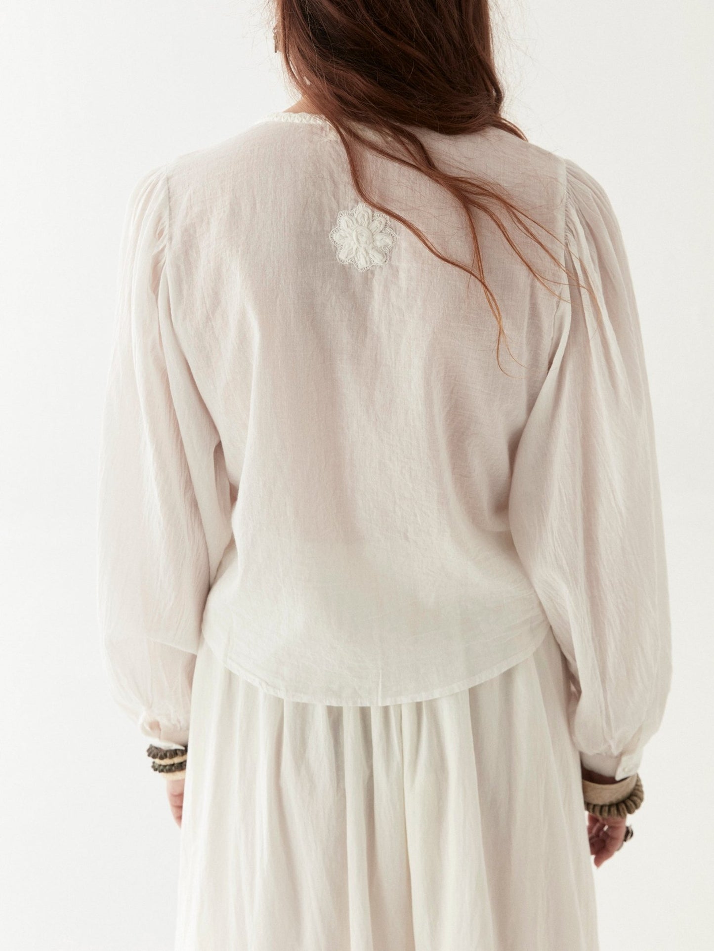 Maison Hotel Ludovica Pearl Blouse – lord Byron back shot