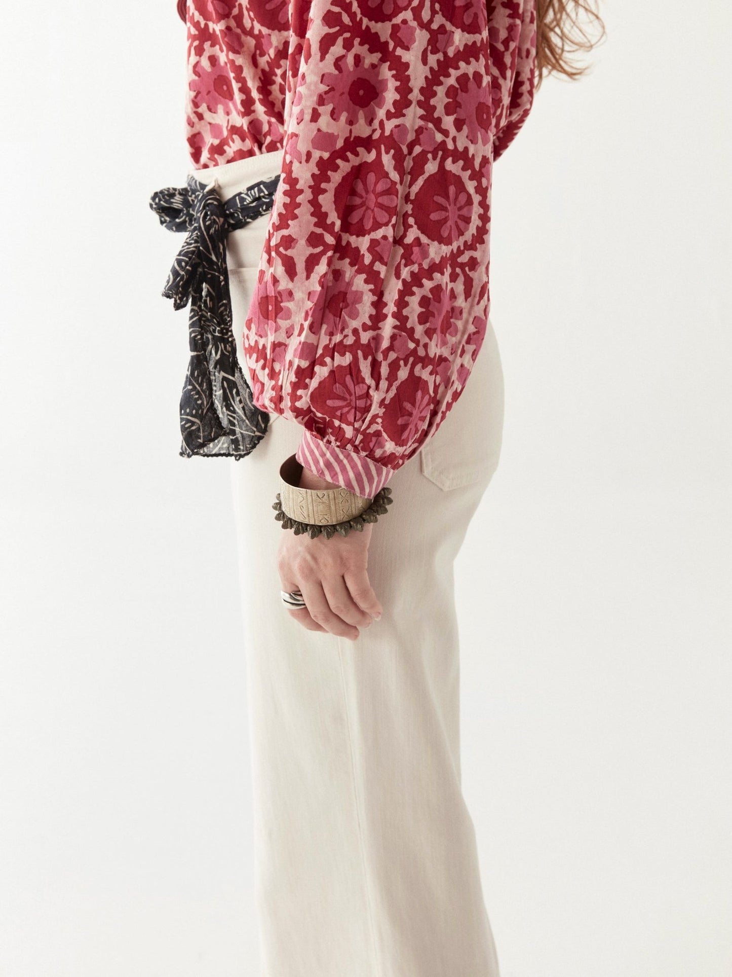 Maison Hotel Leandra Blouse flamingo grooves close up of cuff