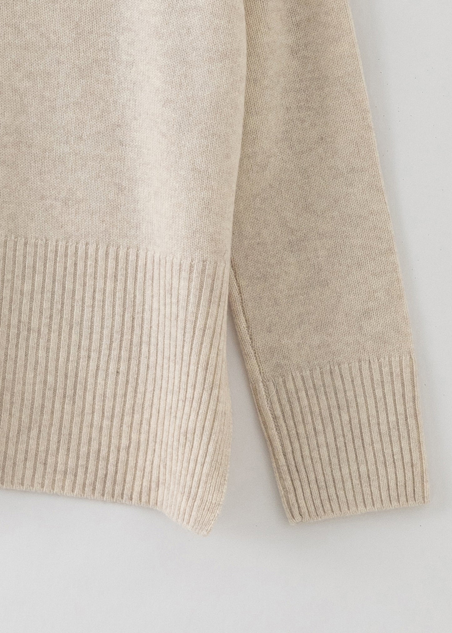 Aleger v-neck sweater shell cuff