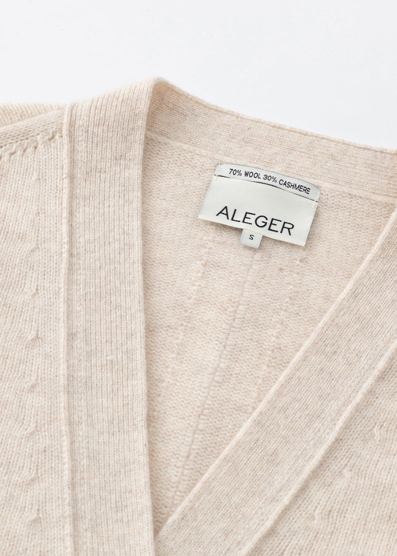 aleger cashmere blend oversized cardi in shell close up