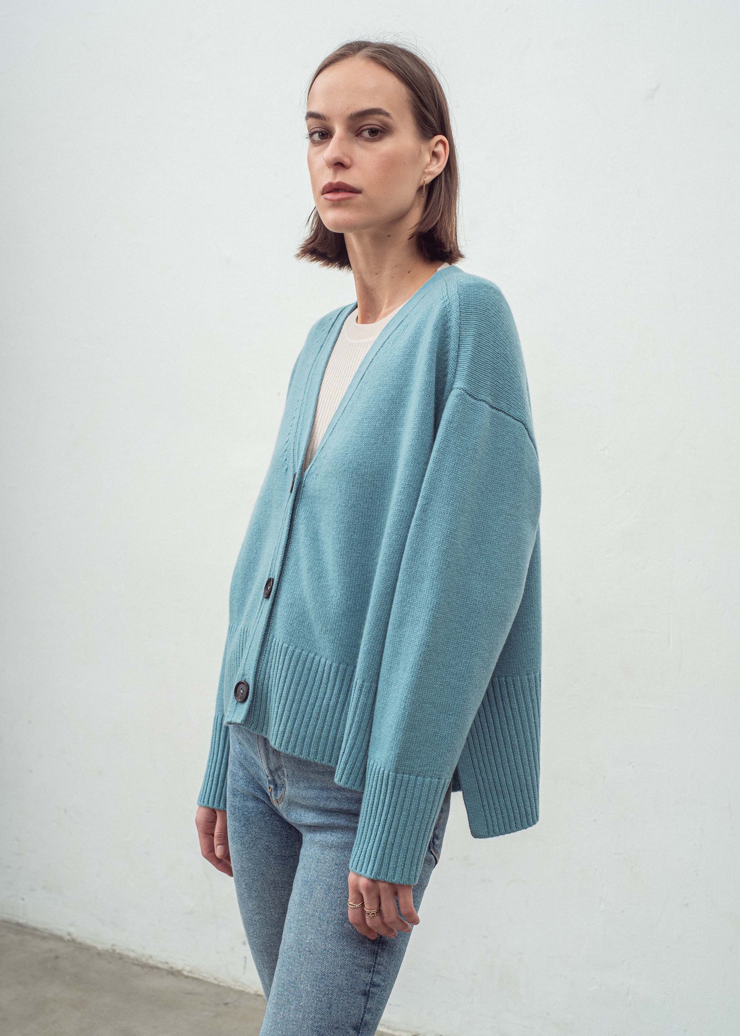 aleger cashmere blend oversized cardi in blue side on