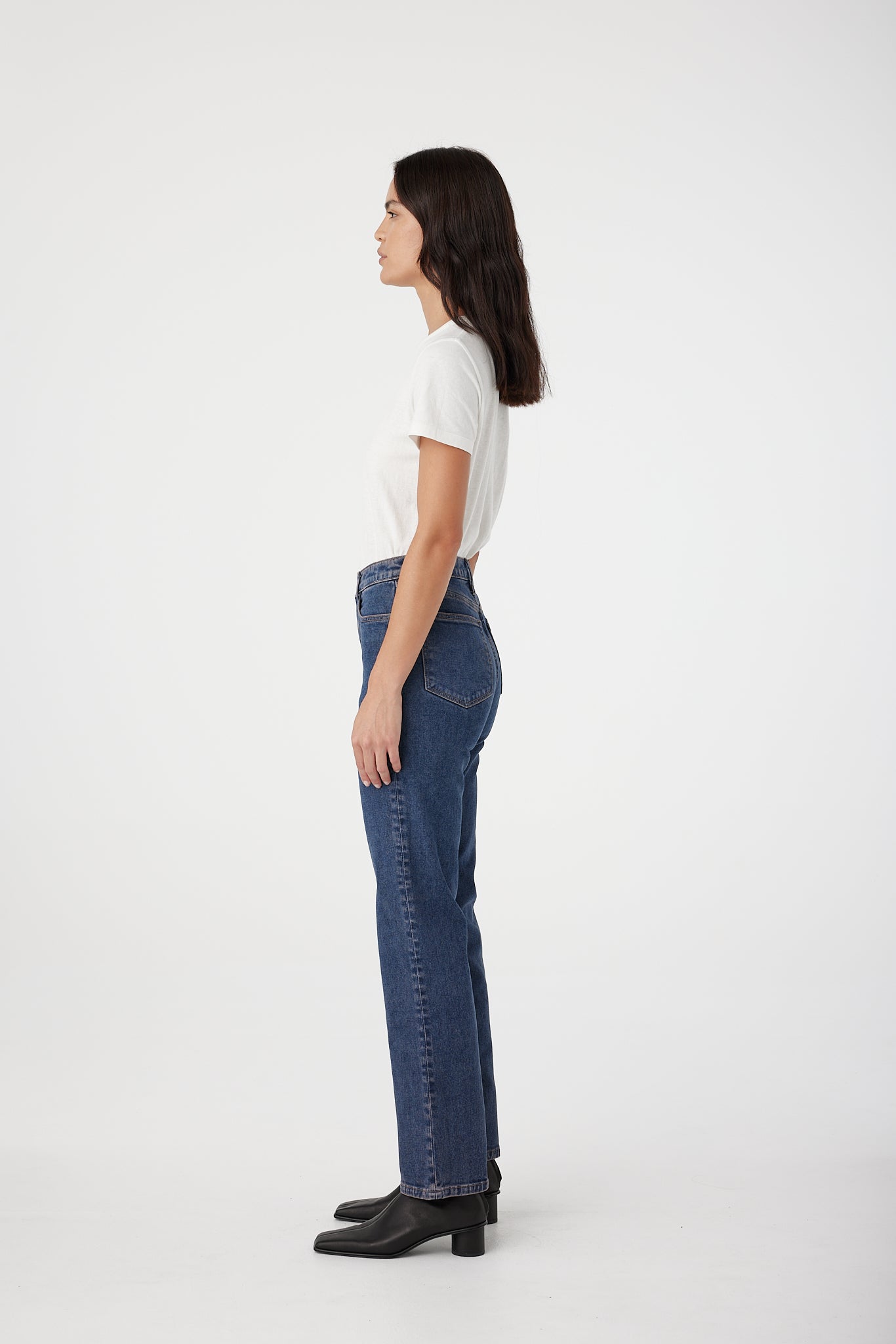 Outland Denim Zoe high rise in harbour wash side on 2