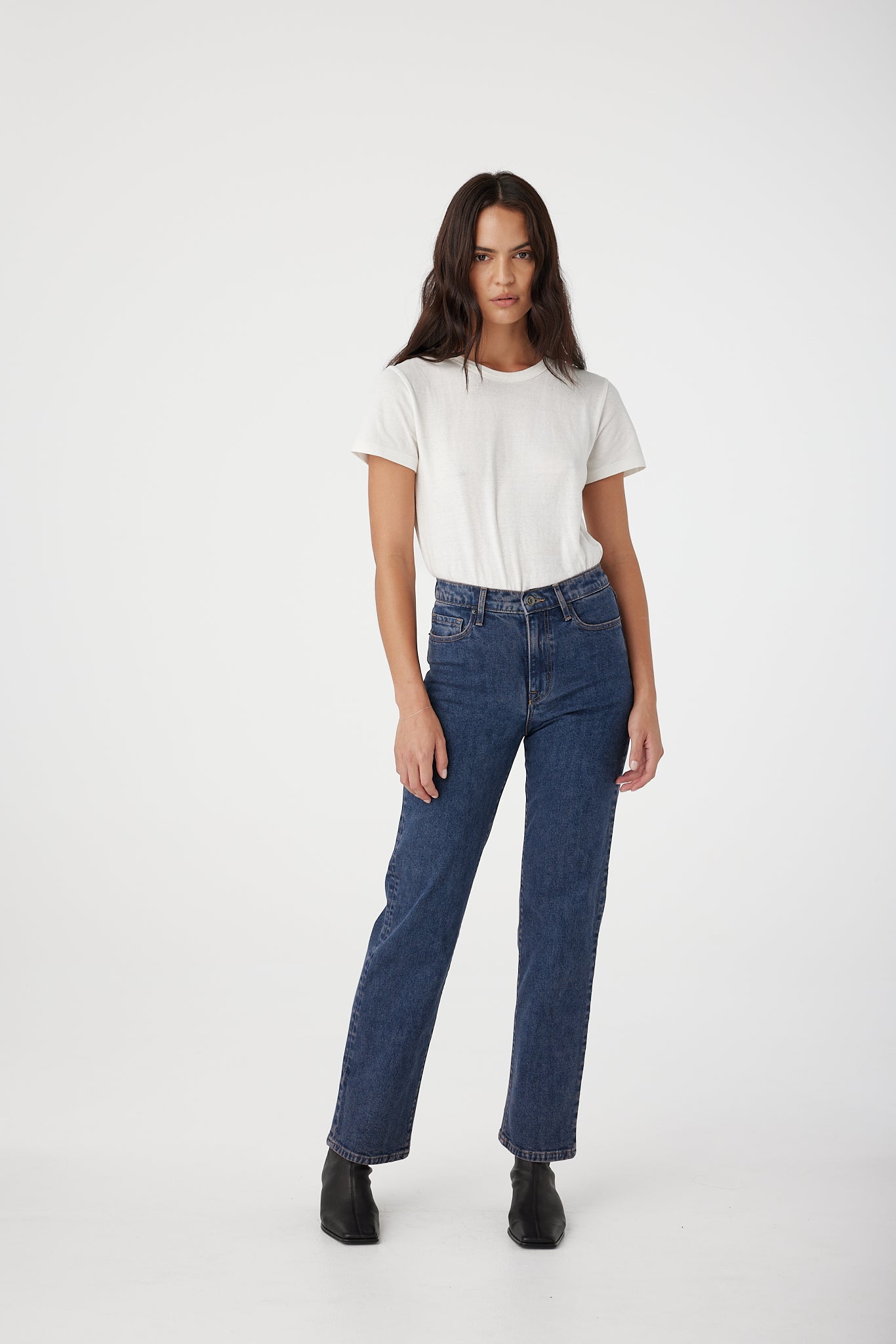 Outland Denim Zoe high rise in harbour wash 2