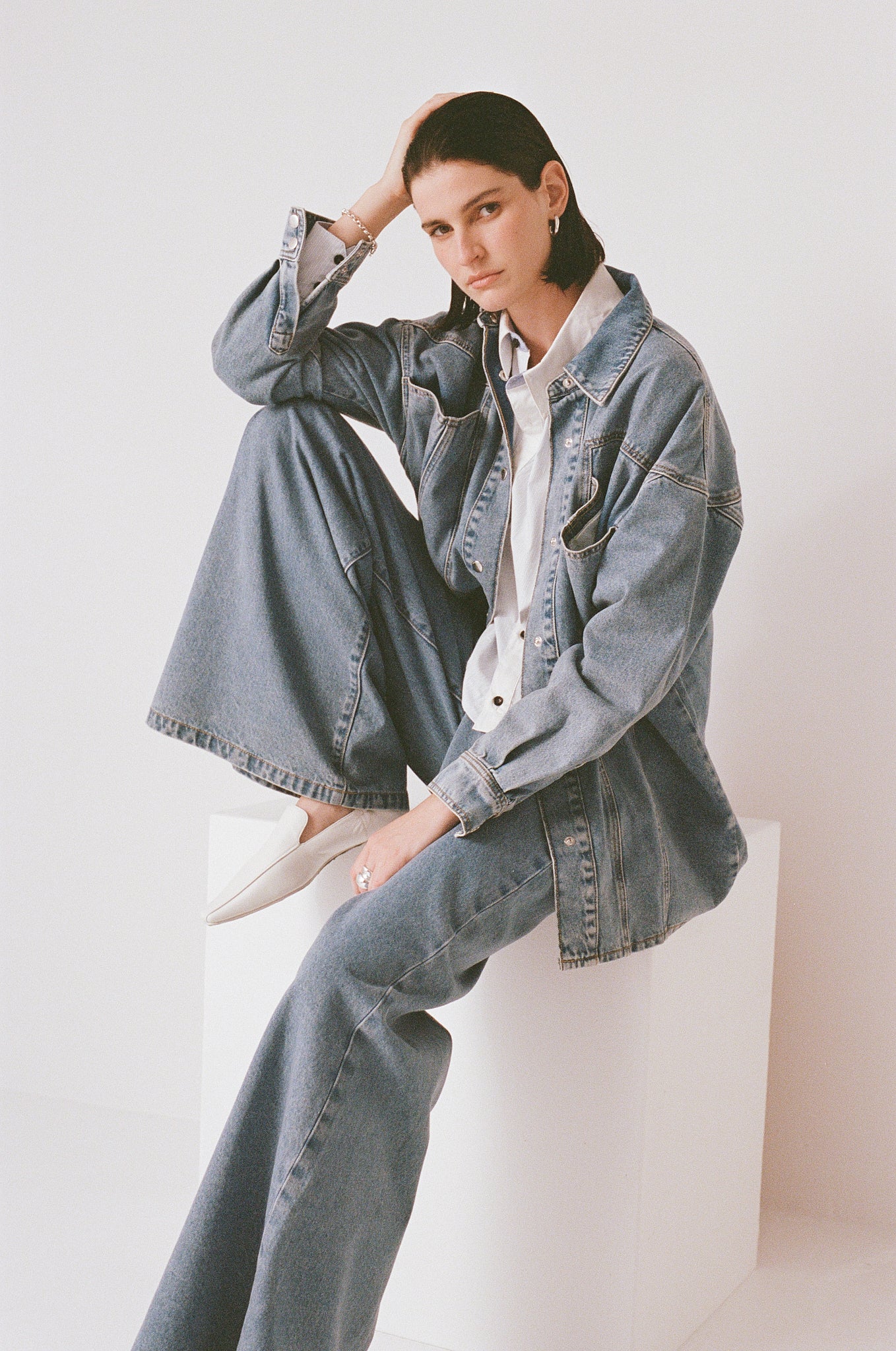 Outland Denim Erica long sleeve shirt in Heirloom – campaign image 2