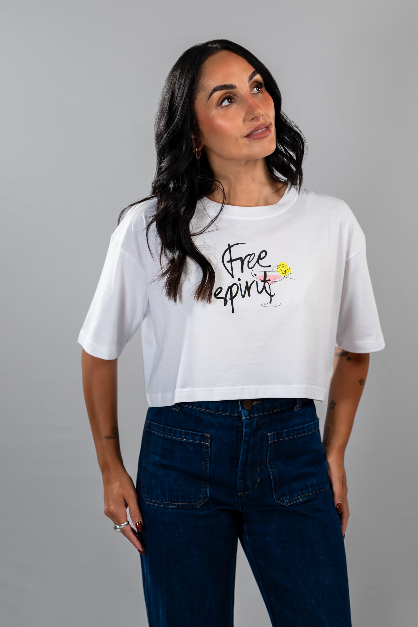 Nina Daisy women's white t-shirt crop free spirit image 2