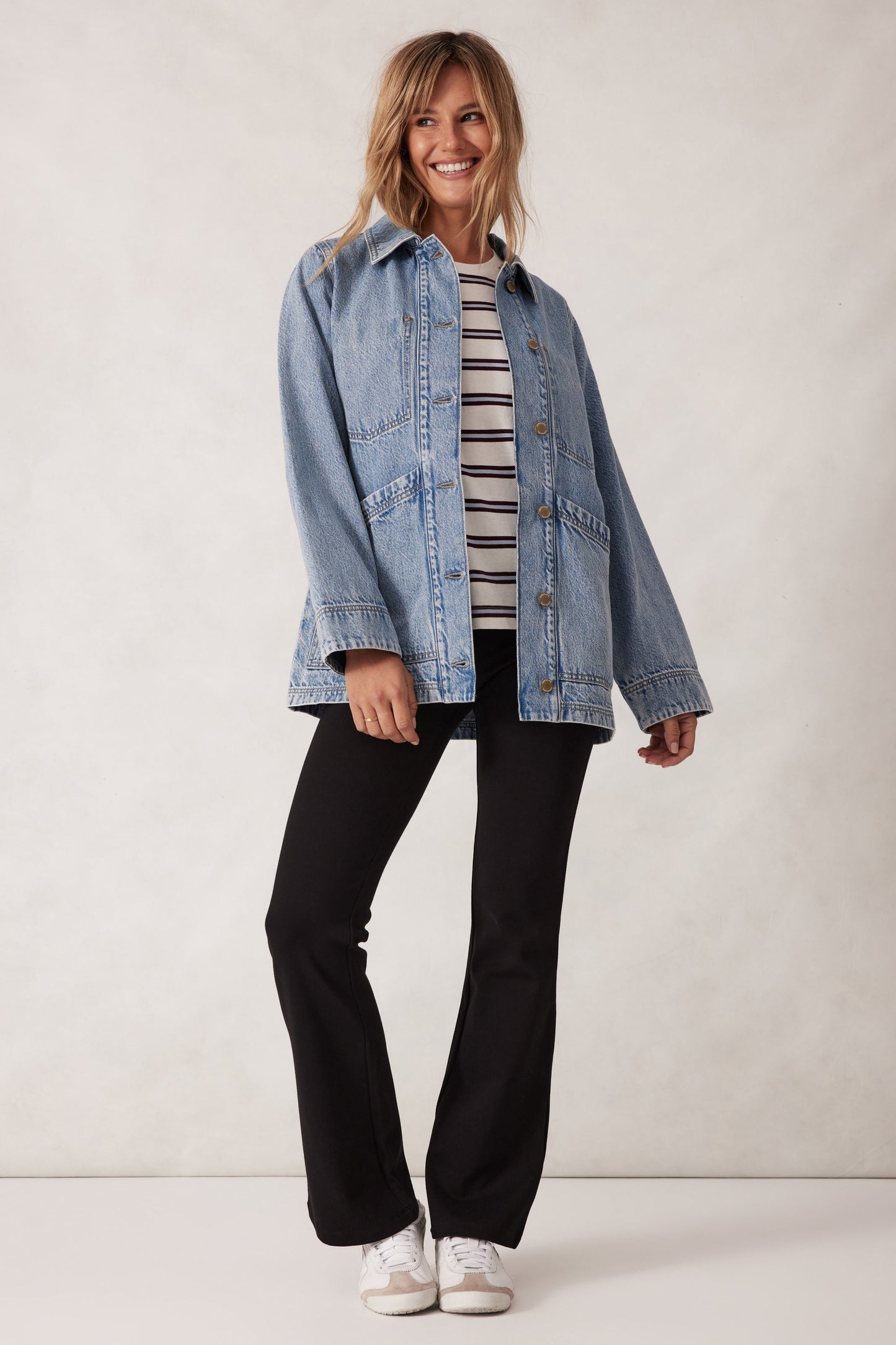 Ceres Life Ava Chore Shacket –studio model