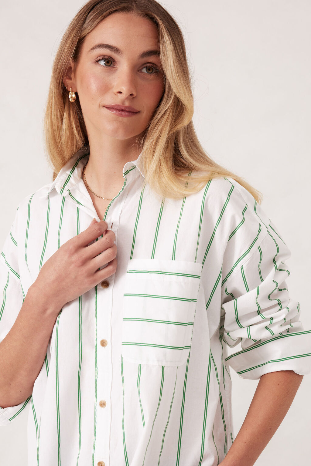 Ceres oversized striped shirt model