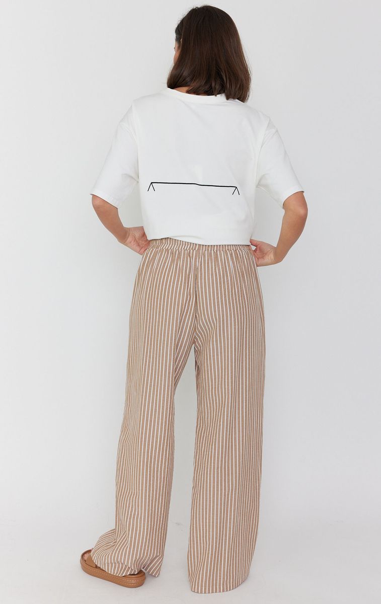 Alexandra splinta pants in beige back shot