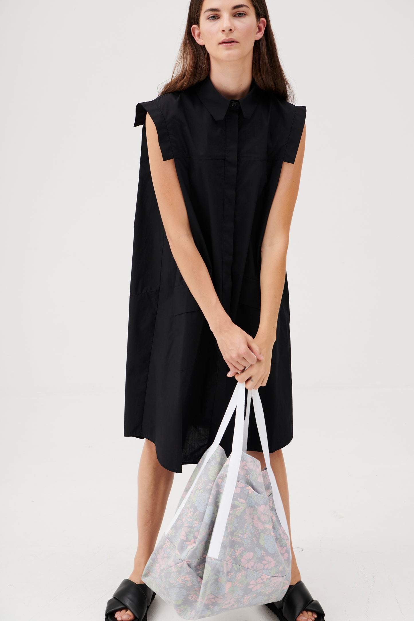 Cuspi Wildflower tote image 2