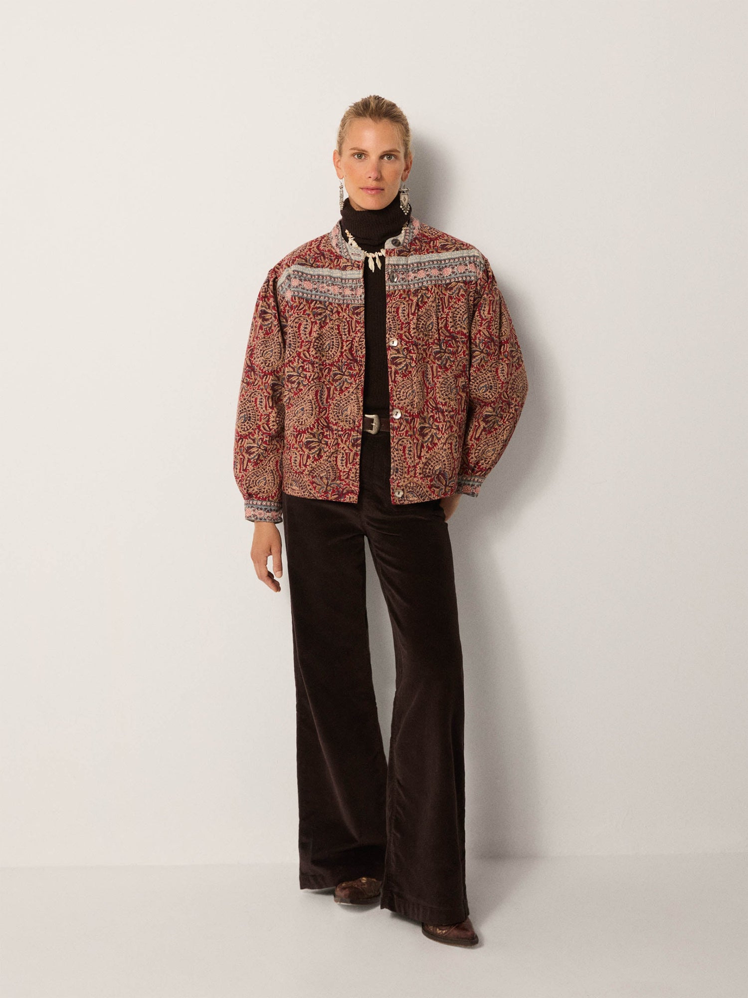 Maison Hotel Olivia Jacket – Johnny Walker print