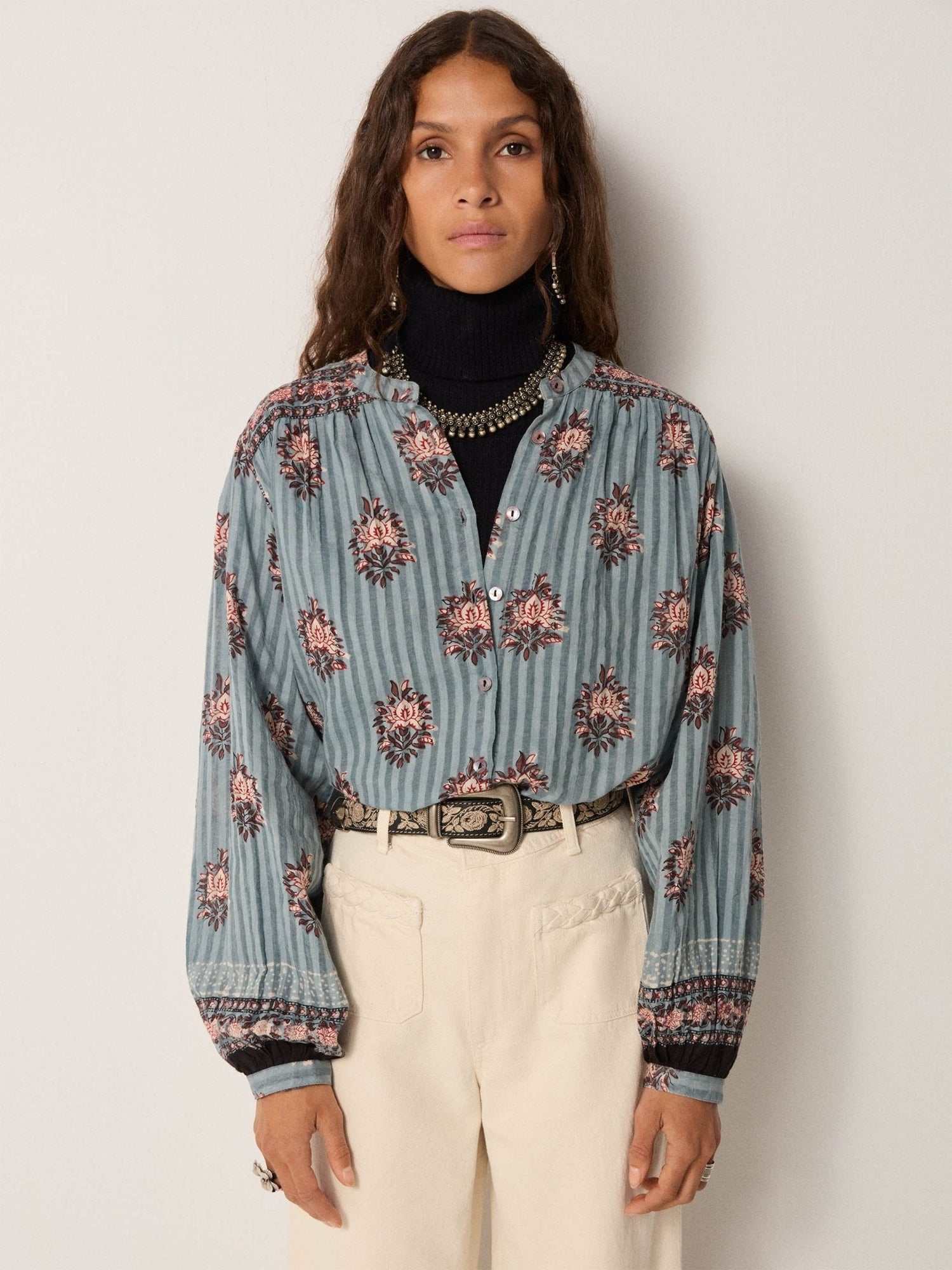 Maison Hotel Omara Blouse