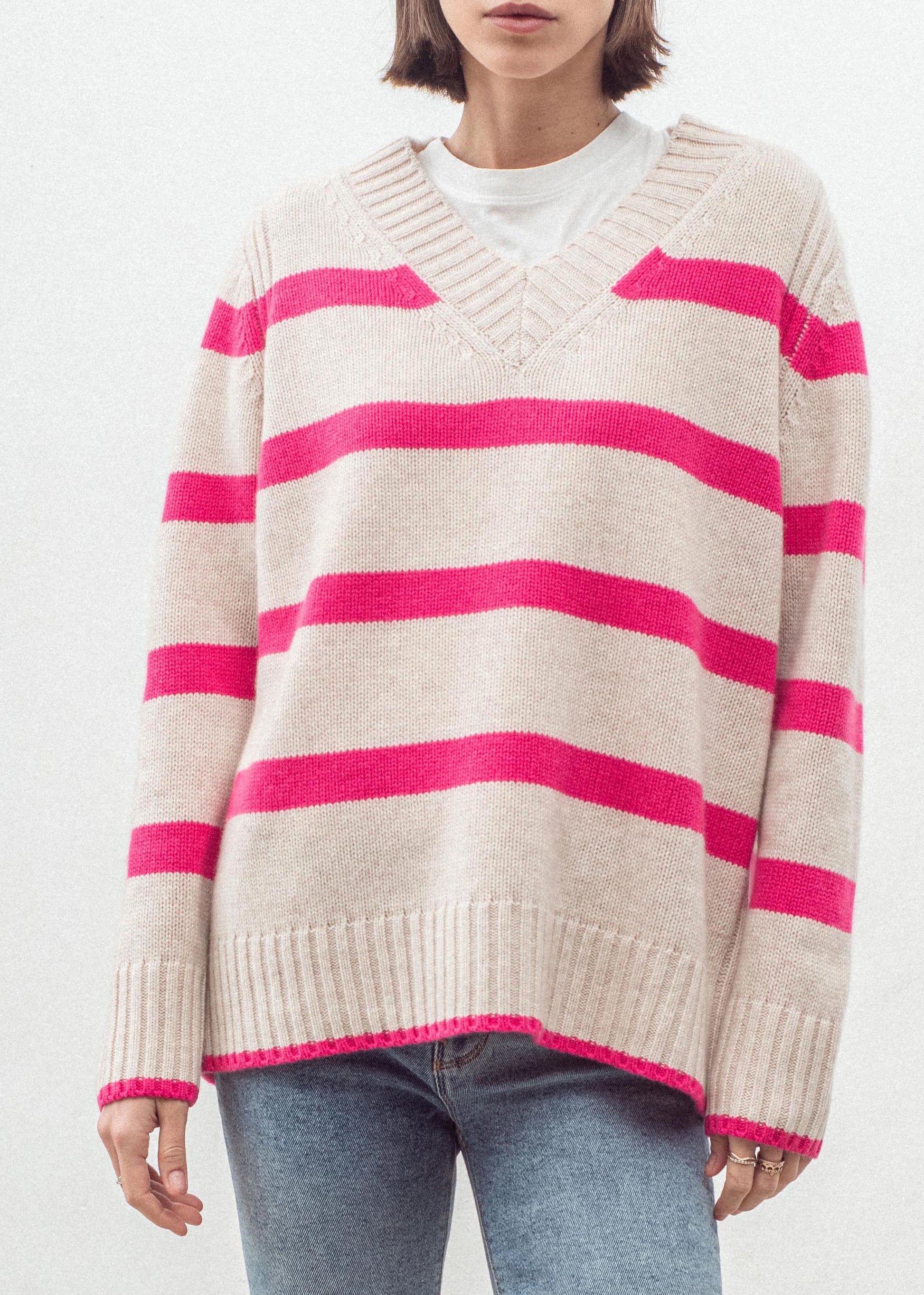 Aleger Cashmere Jumper – pink stripe v-neck