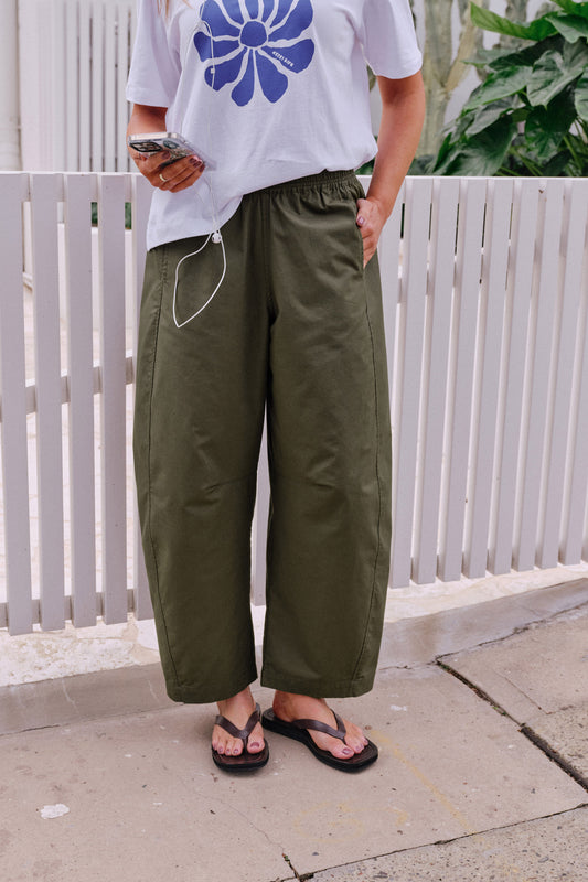 Ceres Life Bella Barrel Pants in washed Olive 1
