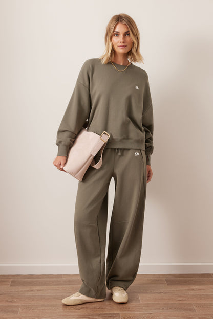 Ceres Life Quinn Crew in washed olive 3