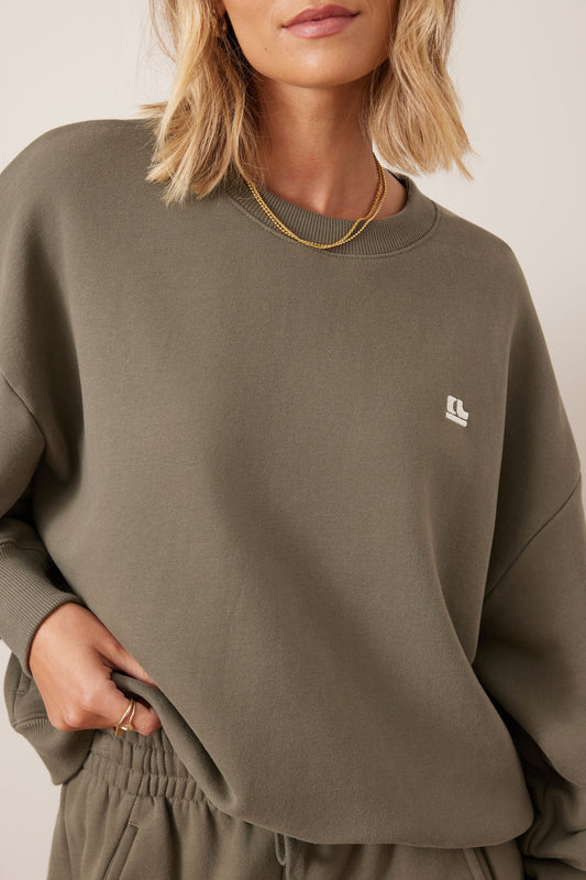 Ceres Life Quinn Crew in washed olive 2