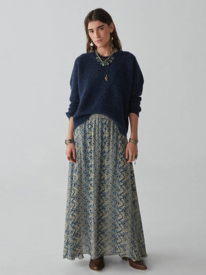 Maison Hotel Ines skirt front on 