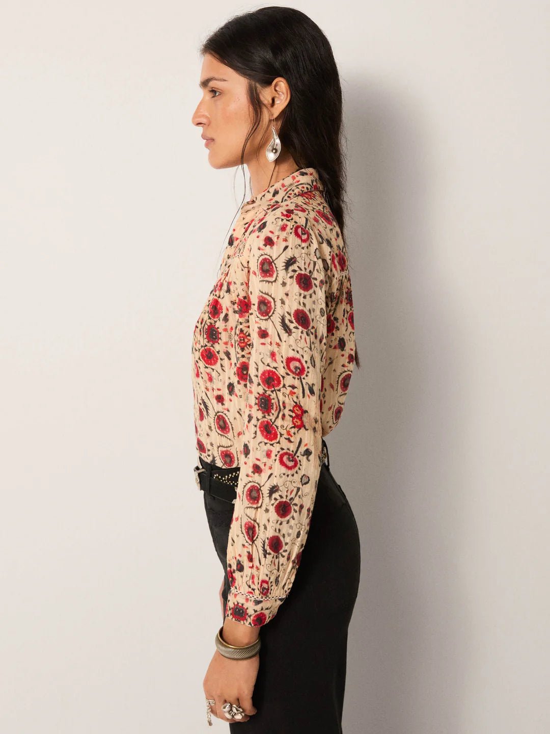 Maison Hotel Amrit Blouse coquillage 5