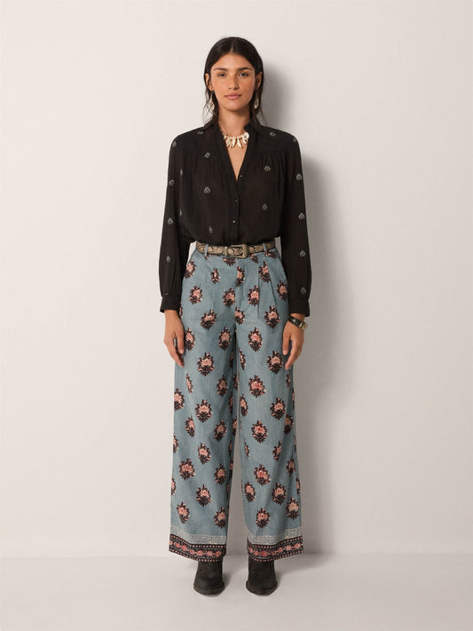 Maison Hotel Amrit Blouse in Galaxy Black 2