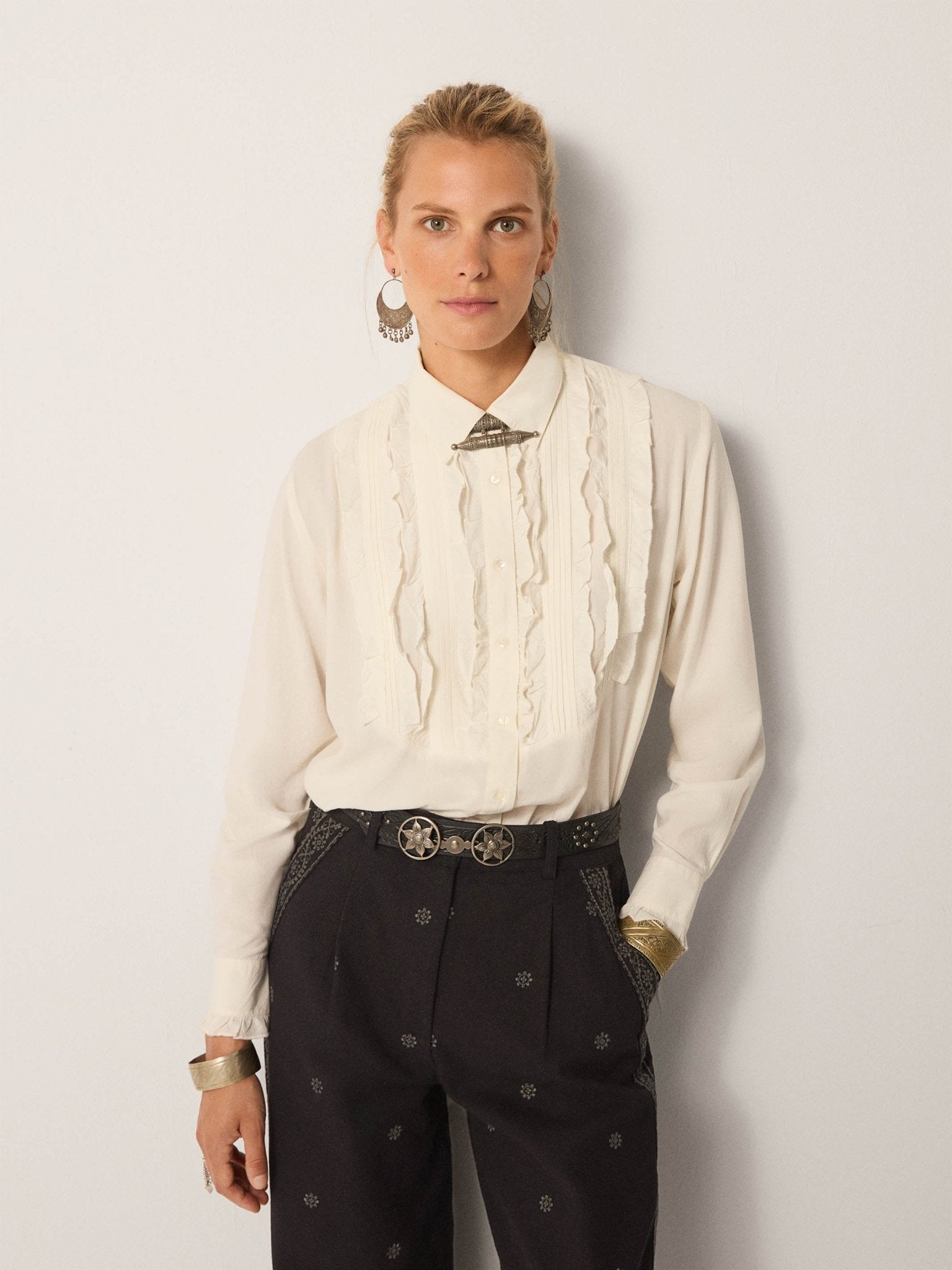 Maison Hotel Clara Blouse in Odyssey Disco 1