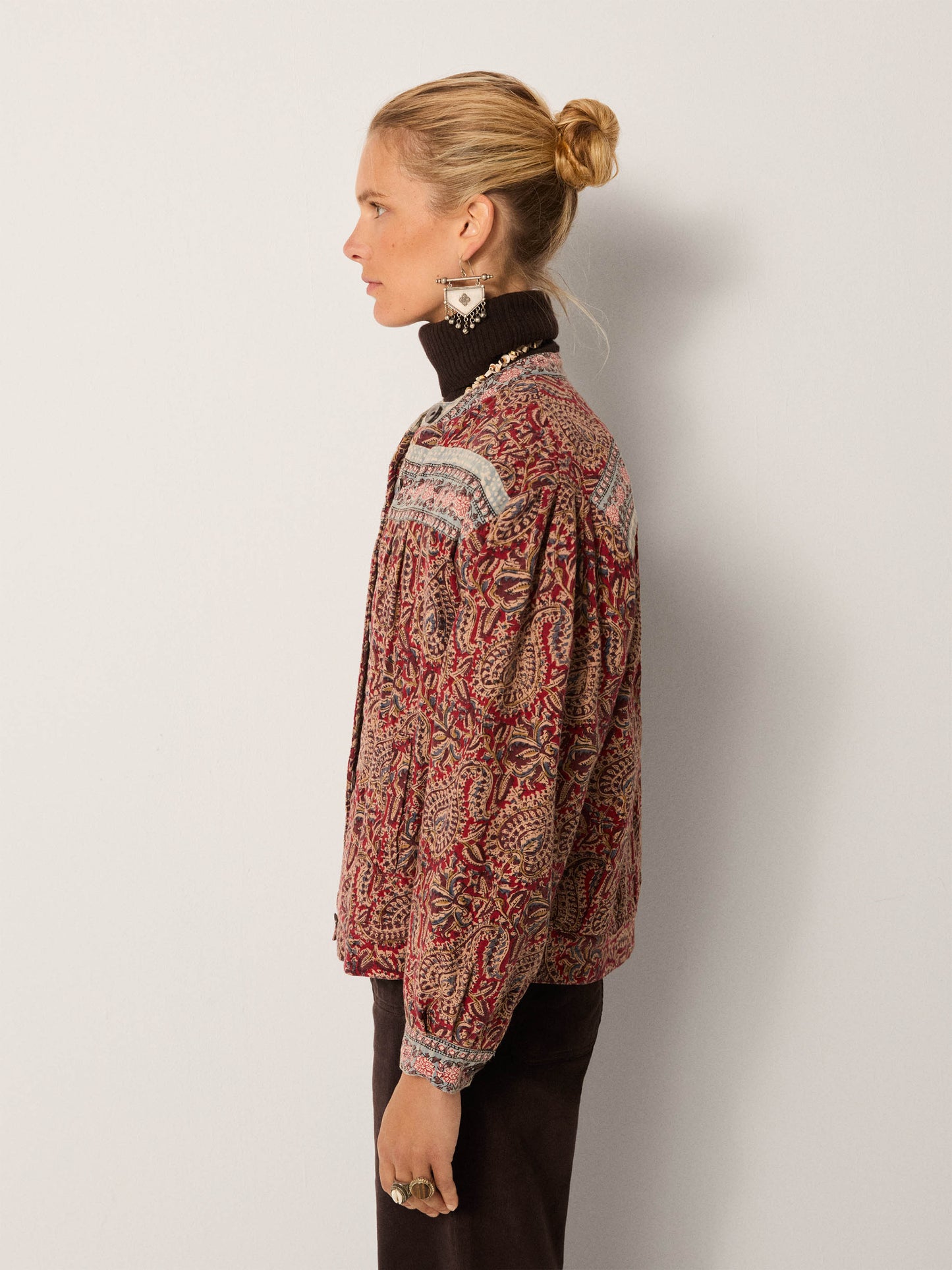 Maison Hotel Olivia Jacket in Johnny Walker side on