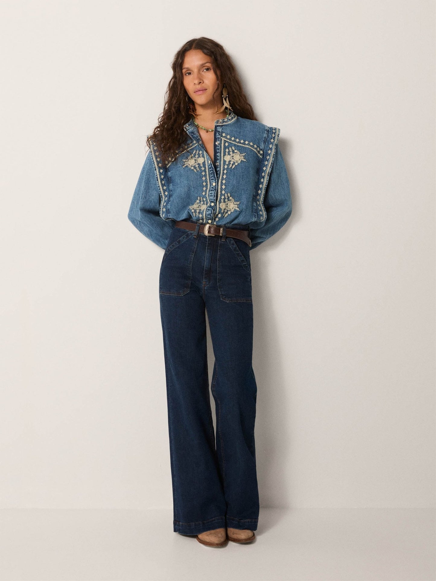 Maison Hotel Narciso Blouse 1