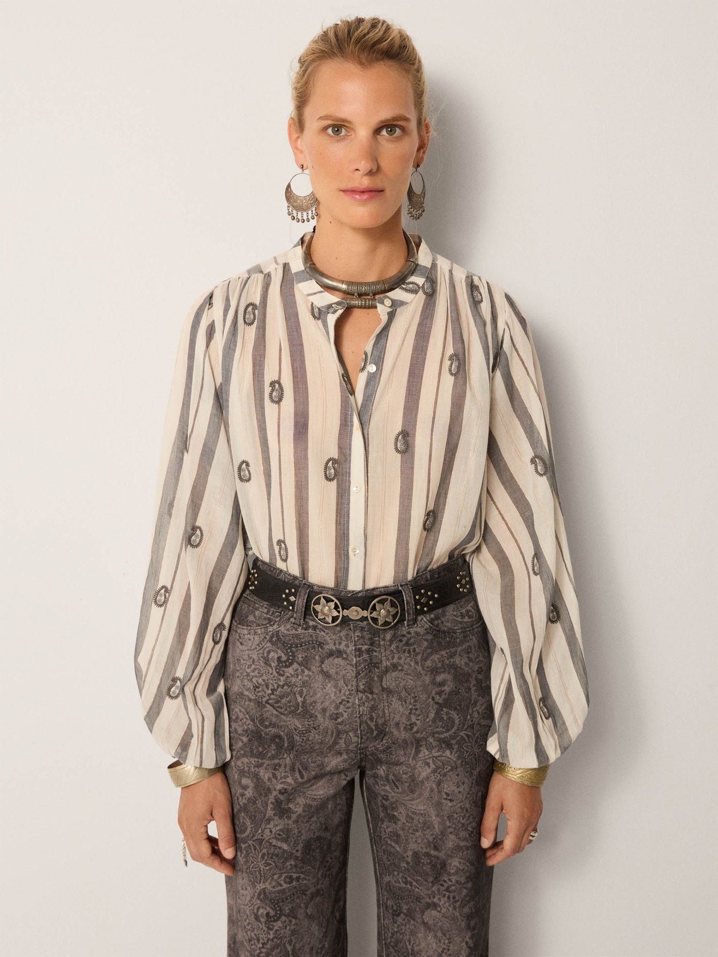 Maison Hotel Perla Blouse Ivory Paisley 1