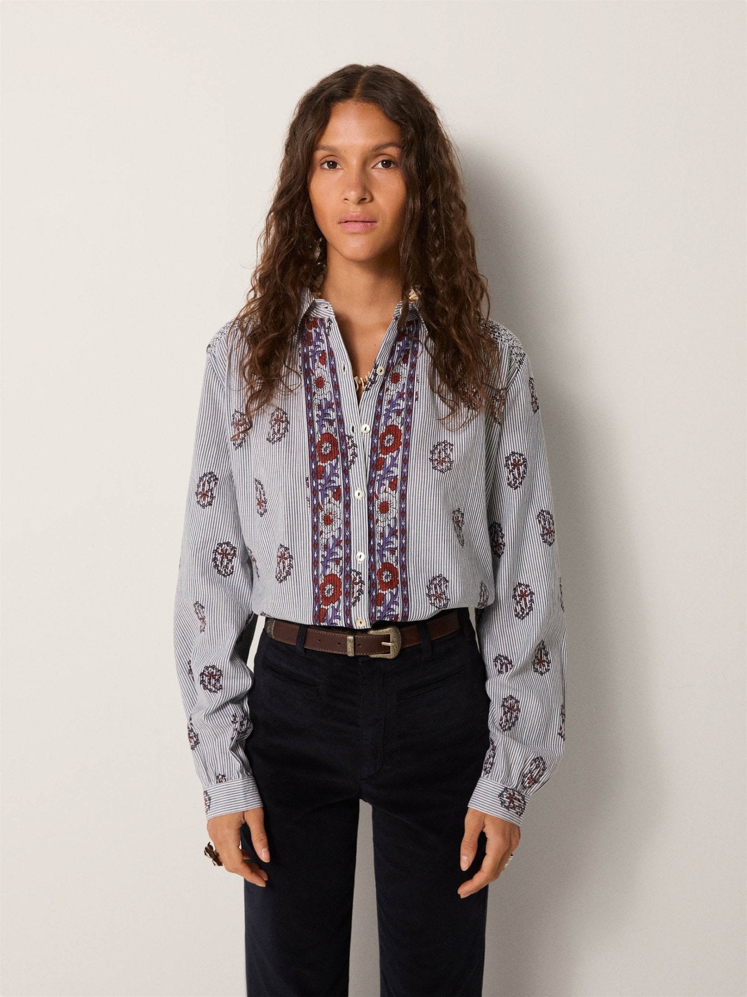 Maison Hotel Sophie Blouse in Rustic Groove 2