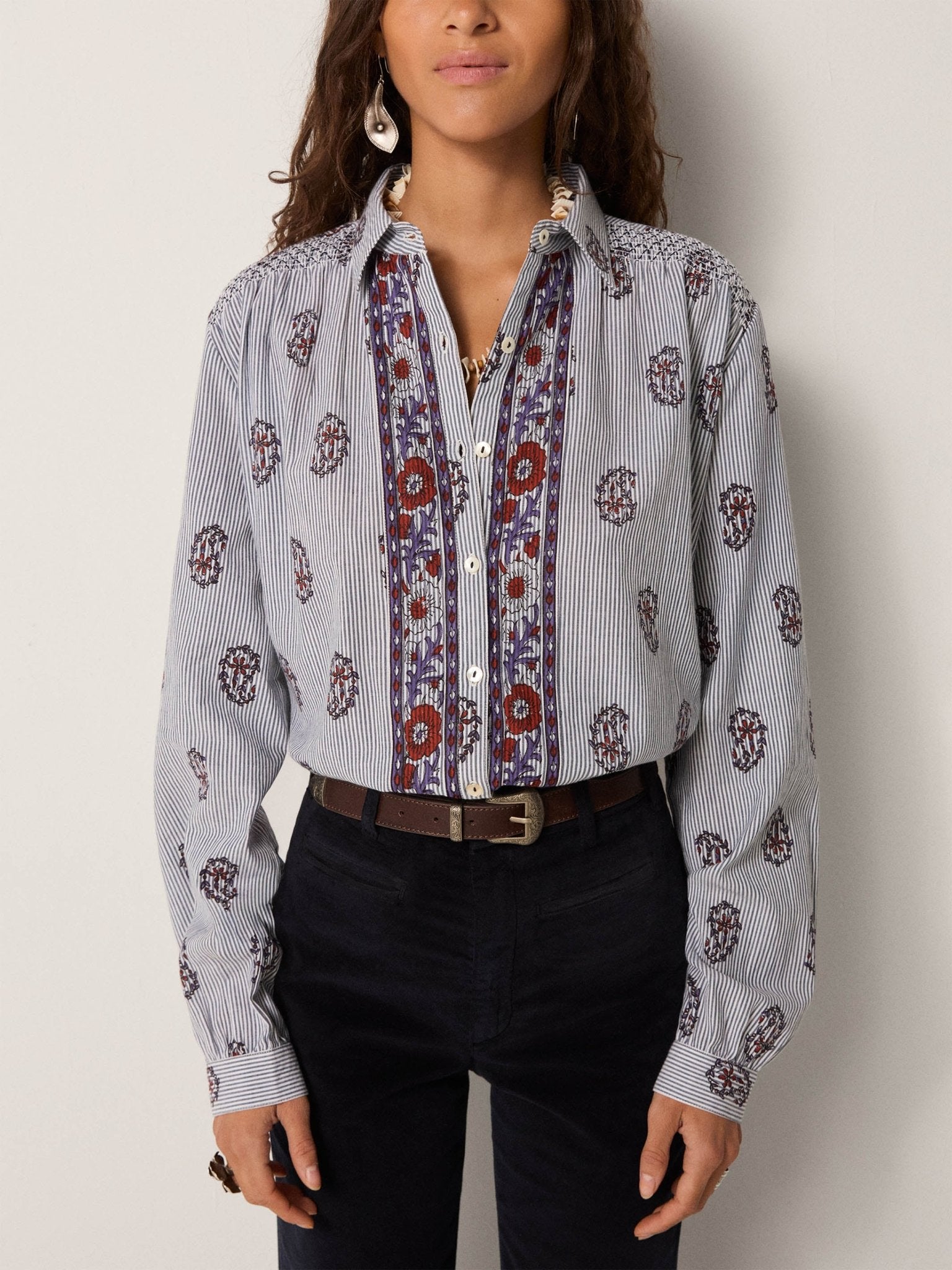 Maison Hotel Sophie Blouse in Rustic Groove 3