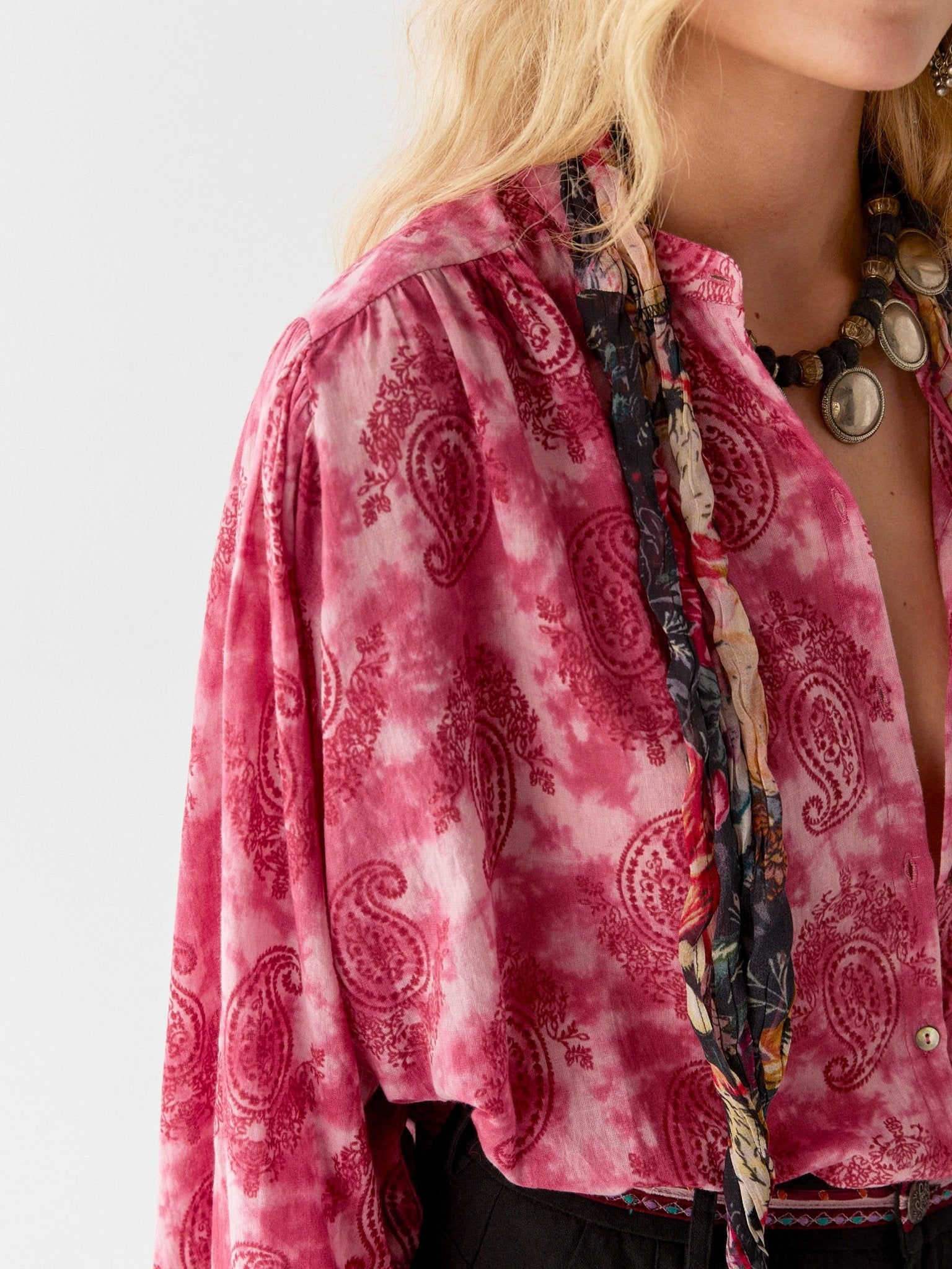Maison Hotel Naty Blouse – Paisley Dream on model close up 1