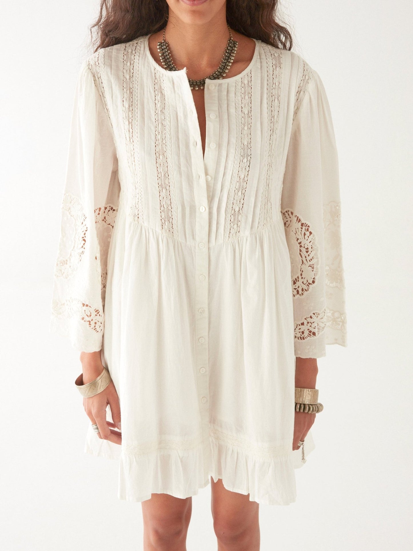 Maison Hotel Clementine Dress in White Lilies close up