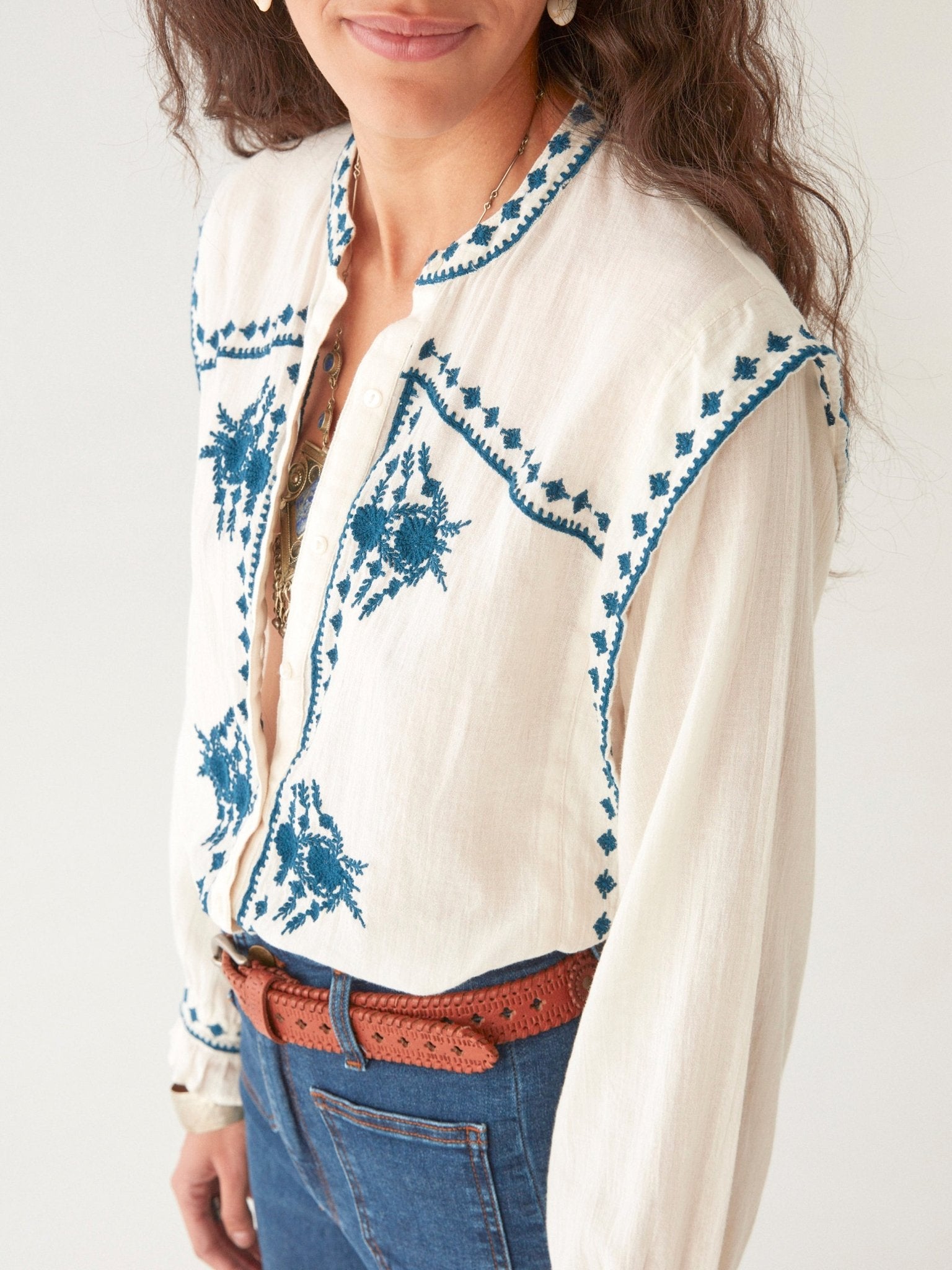 Maison Hotel Philippa Blouse in Panna Cotta front close up