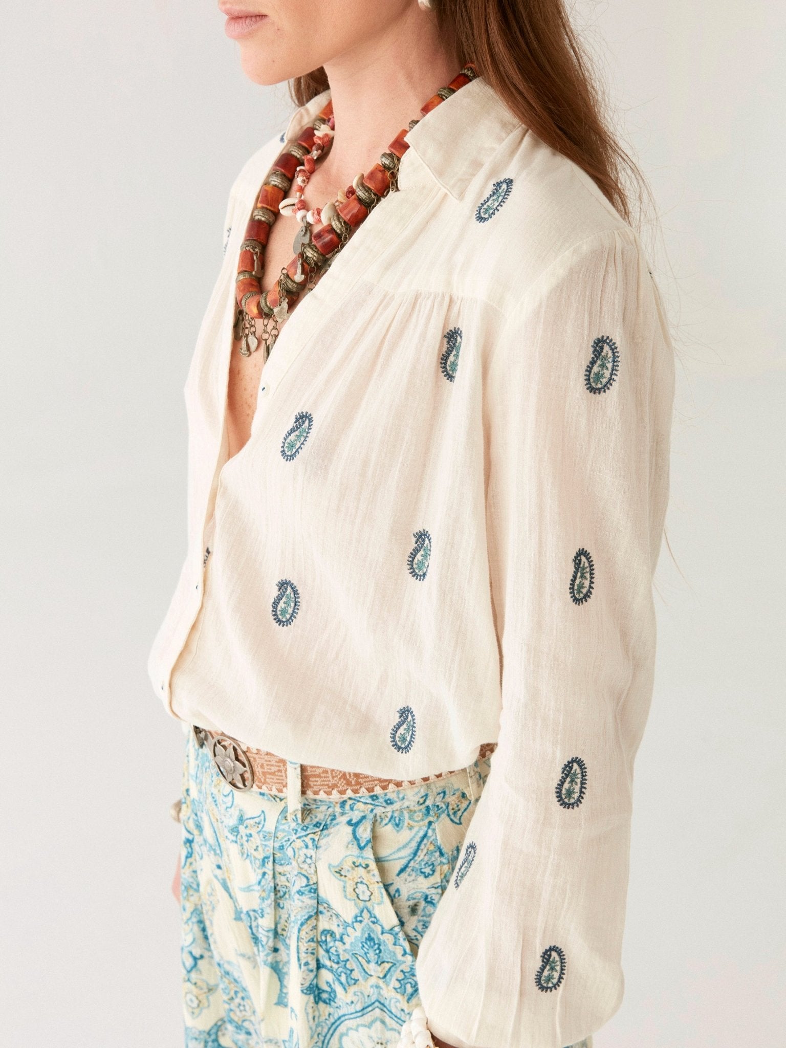 Maison Hotel Dylan Blouse in ivory close up