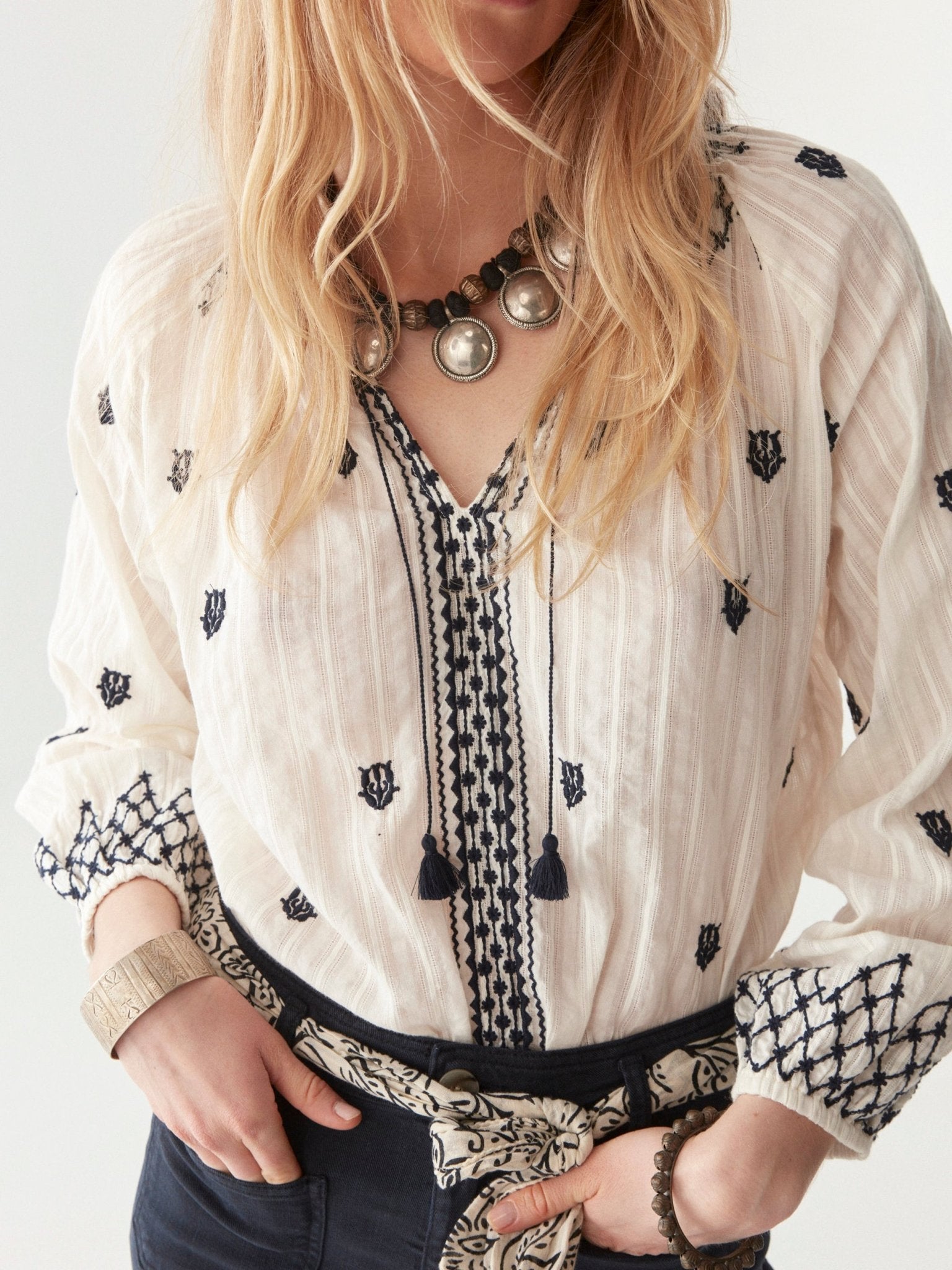 Maison Hotel Sybille Blouse blue lagoon image 2