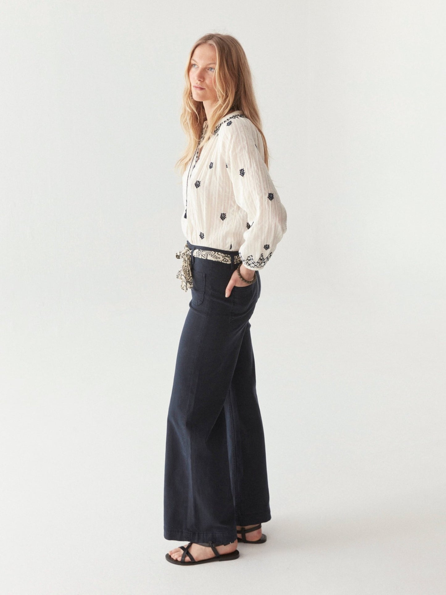 Maison Hotel Sybille Blouse blue lagoon image 4 hands in pocket